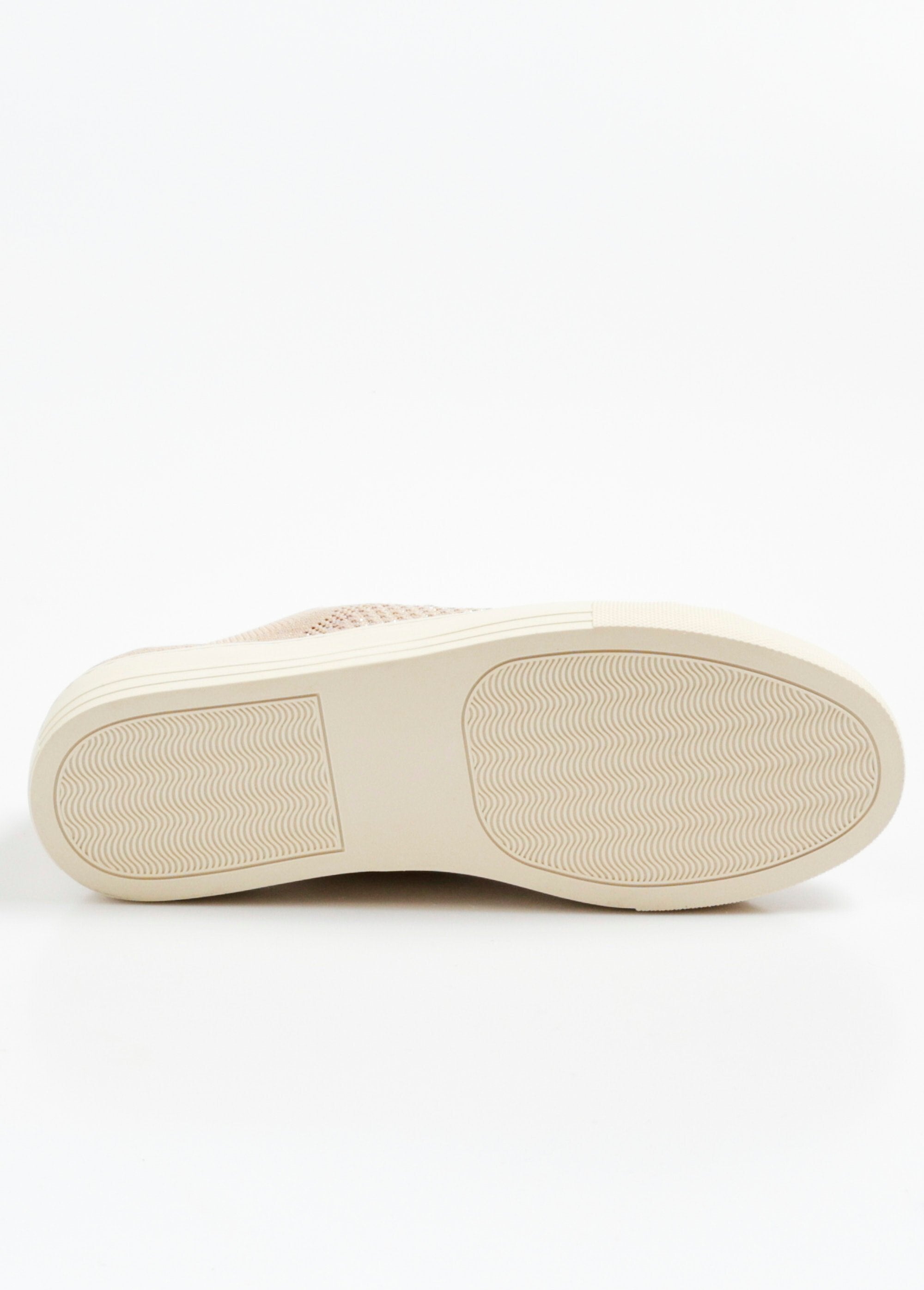 Openwork_mesh_sneakers_with_laces_Pink_UN1_slim