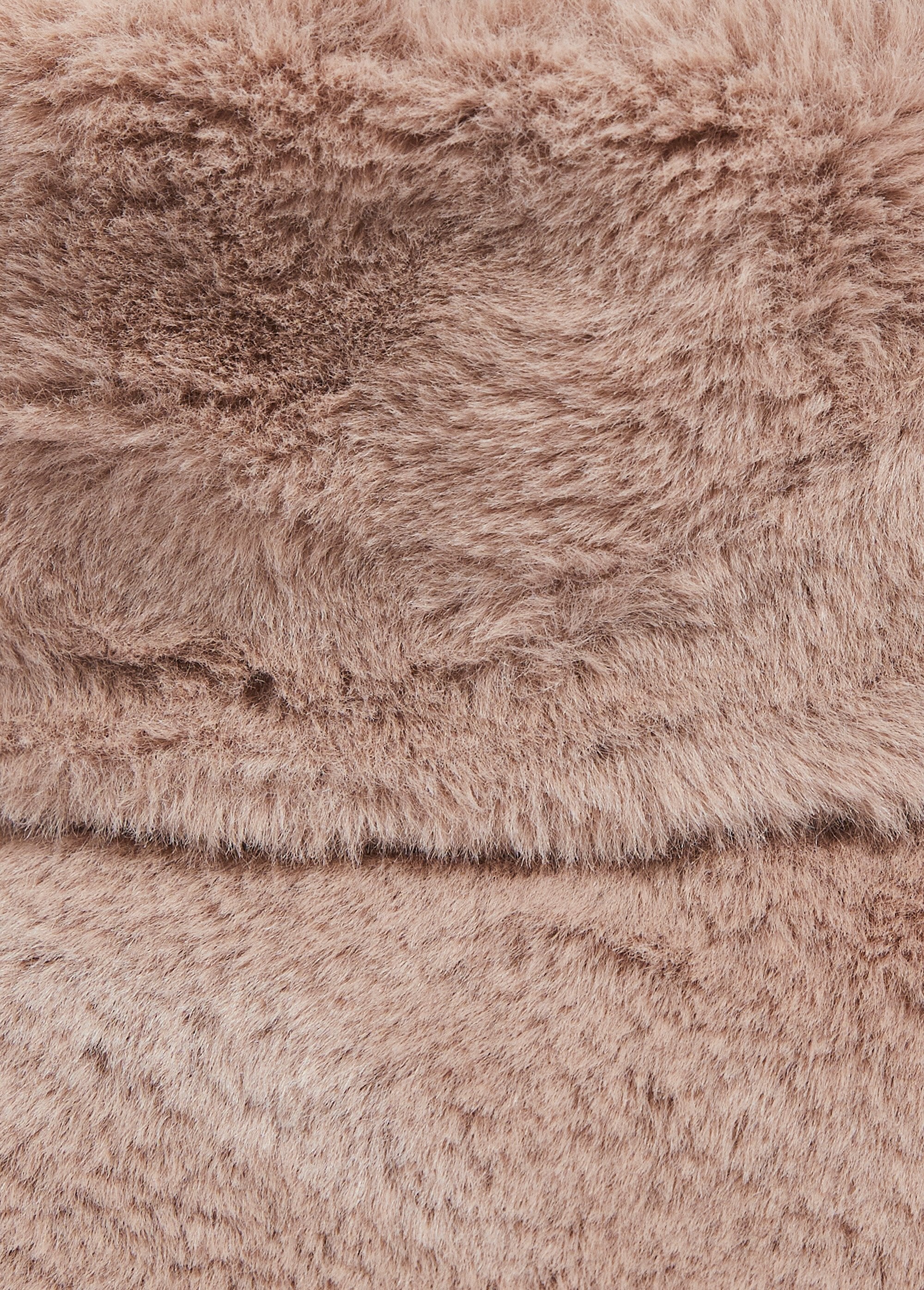 Faux_fur_bucket_hat_Plain_brown_DE2_slim