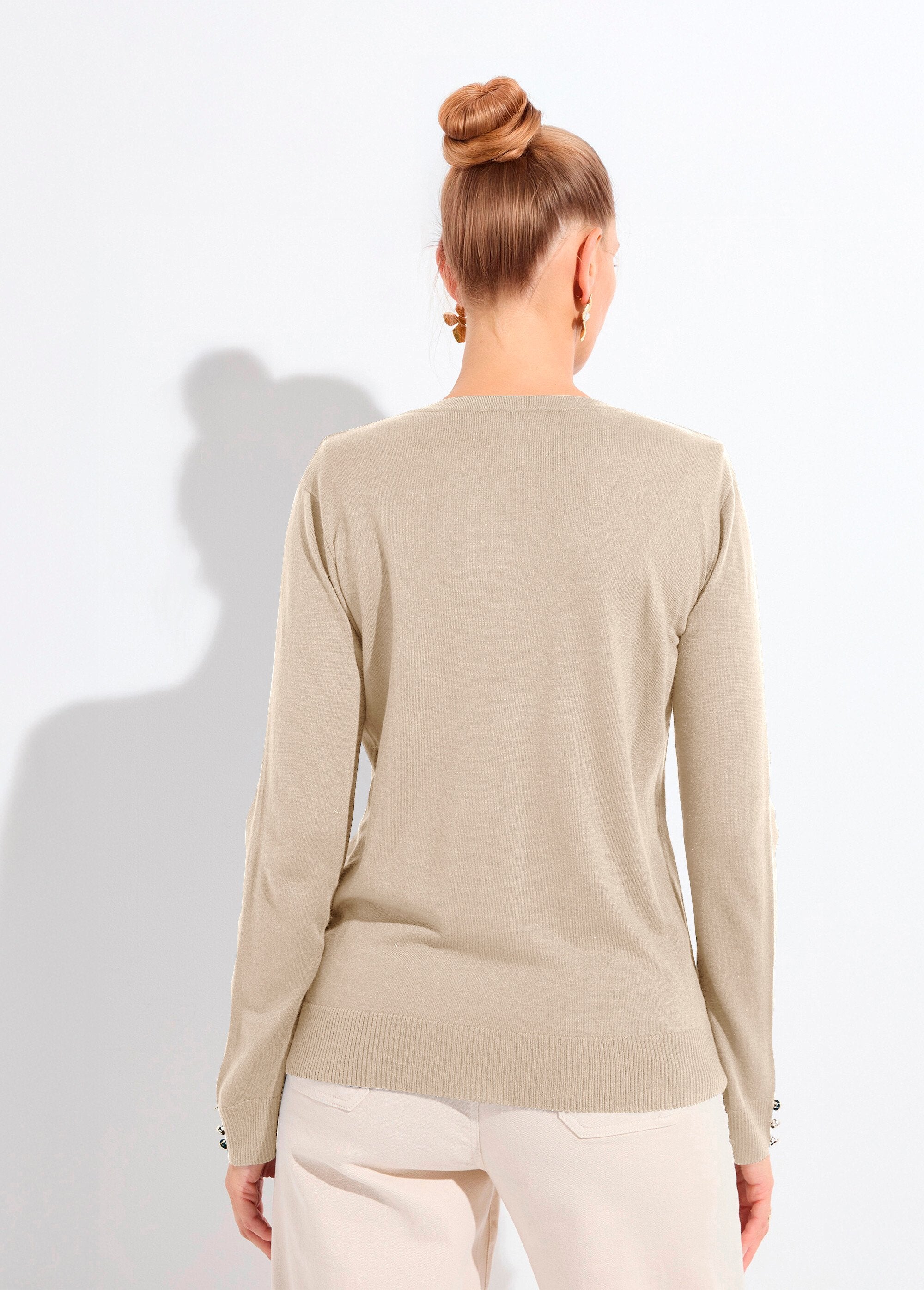 Fine_round_neck_buttoned_cardigan_in_plain_jersey_with_merino_wool_String_DO1_slim