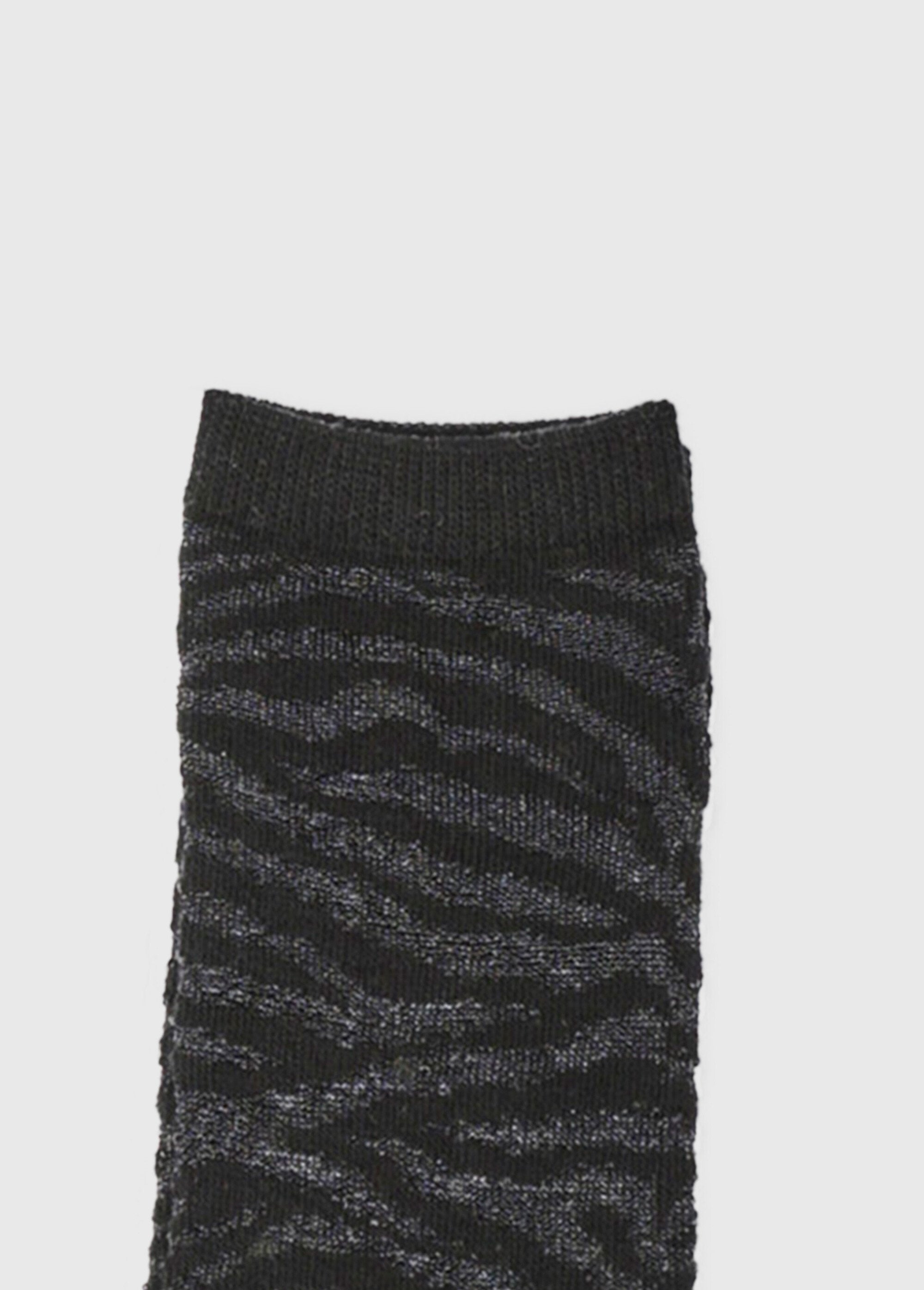 Set_of_3_socks_with_rhinestone_patterns_Black_and_zebra_DE3_slim