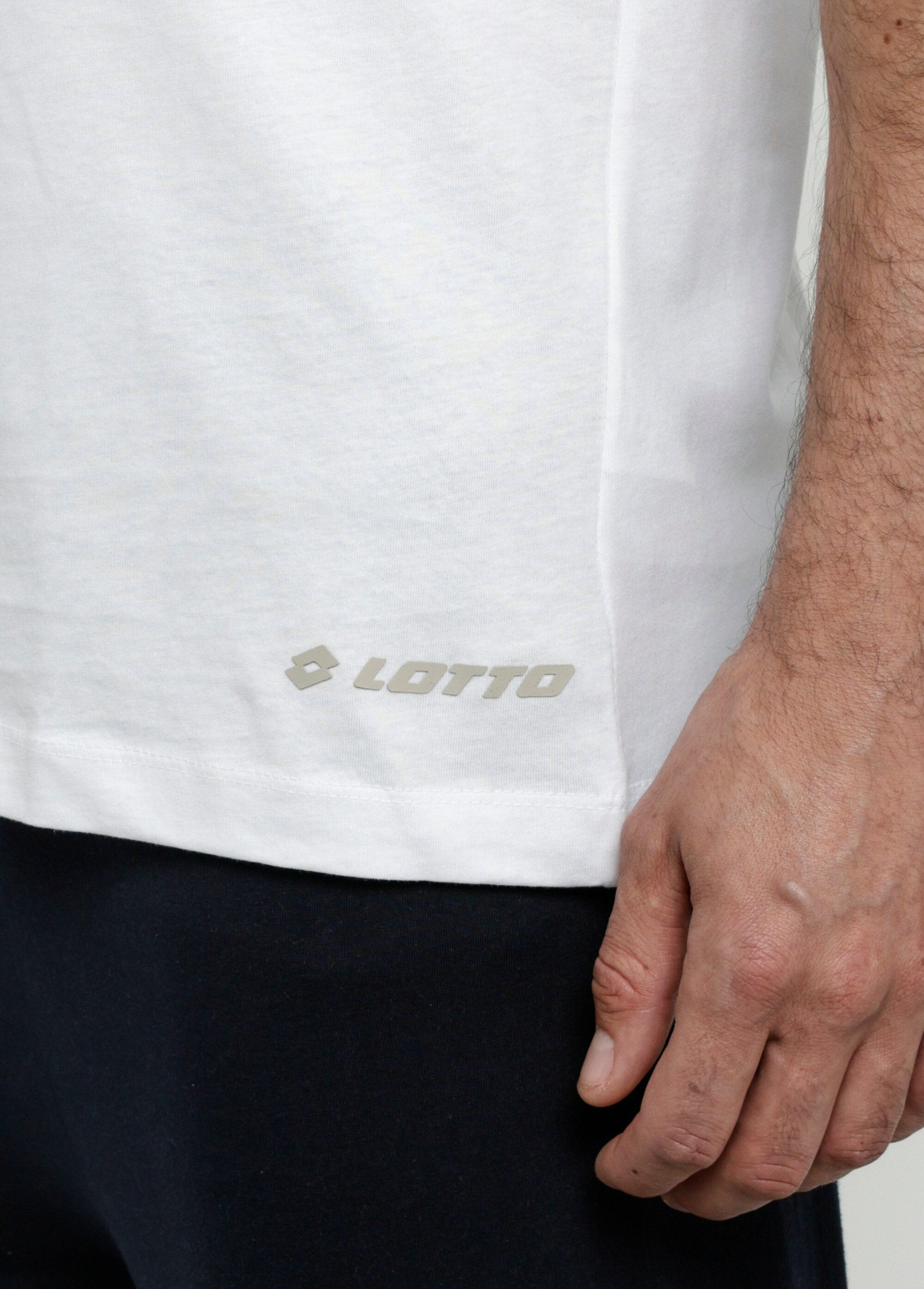 Essential_short-sleeved_V-neck_t-shirts_White_DE1_slim