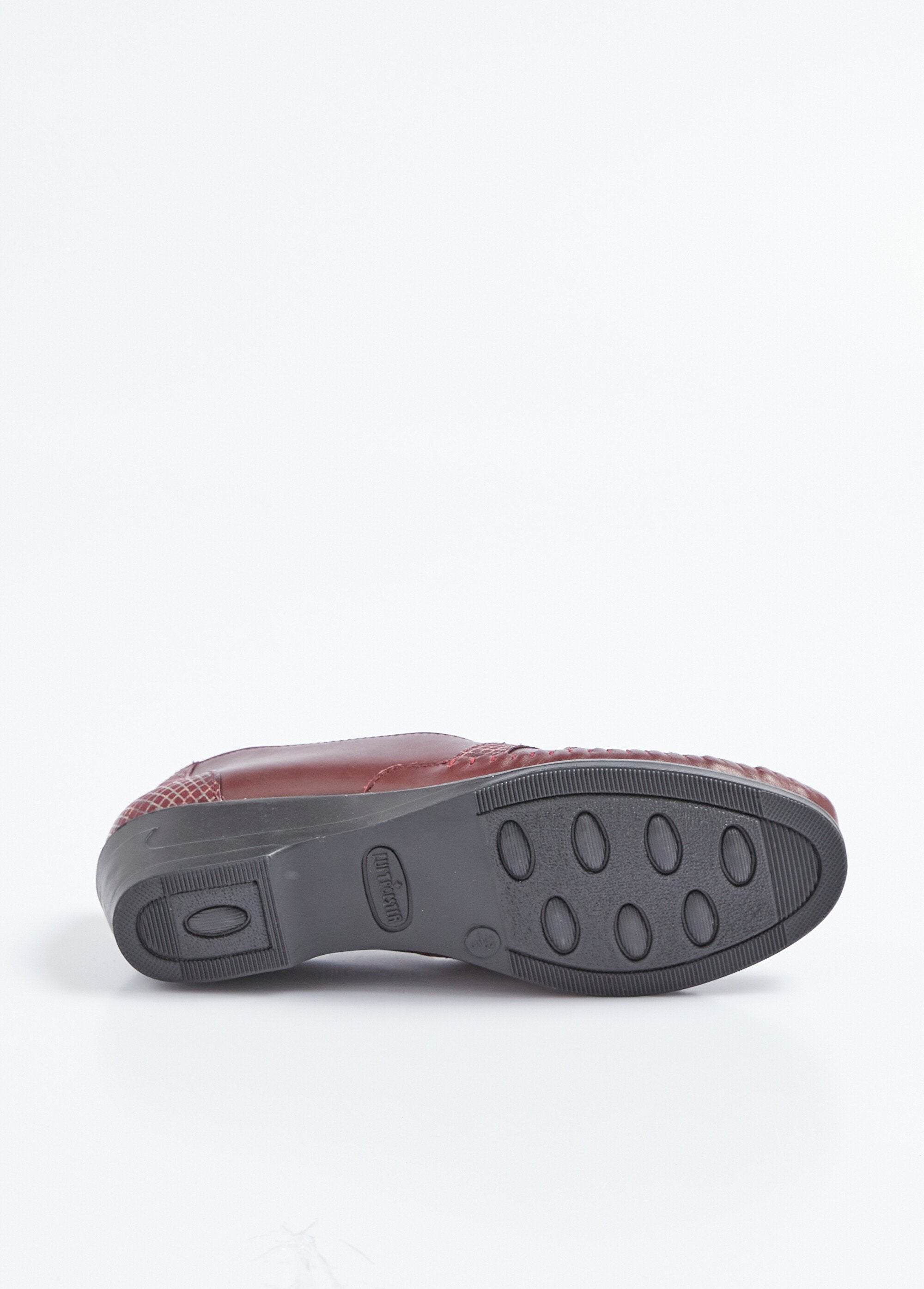 Elasticated_leather_loafers,_comfort_width_Bordeaux_UN1_slim