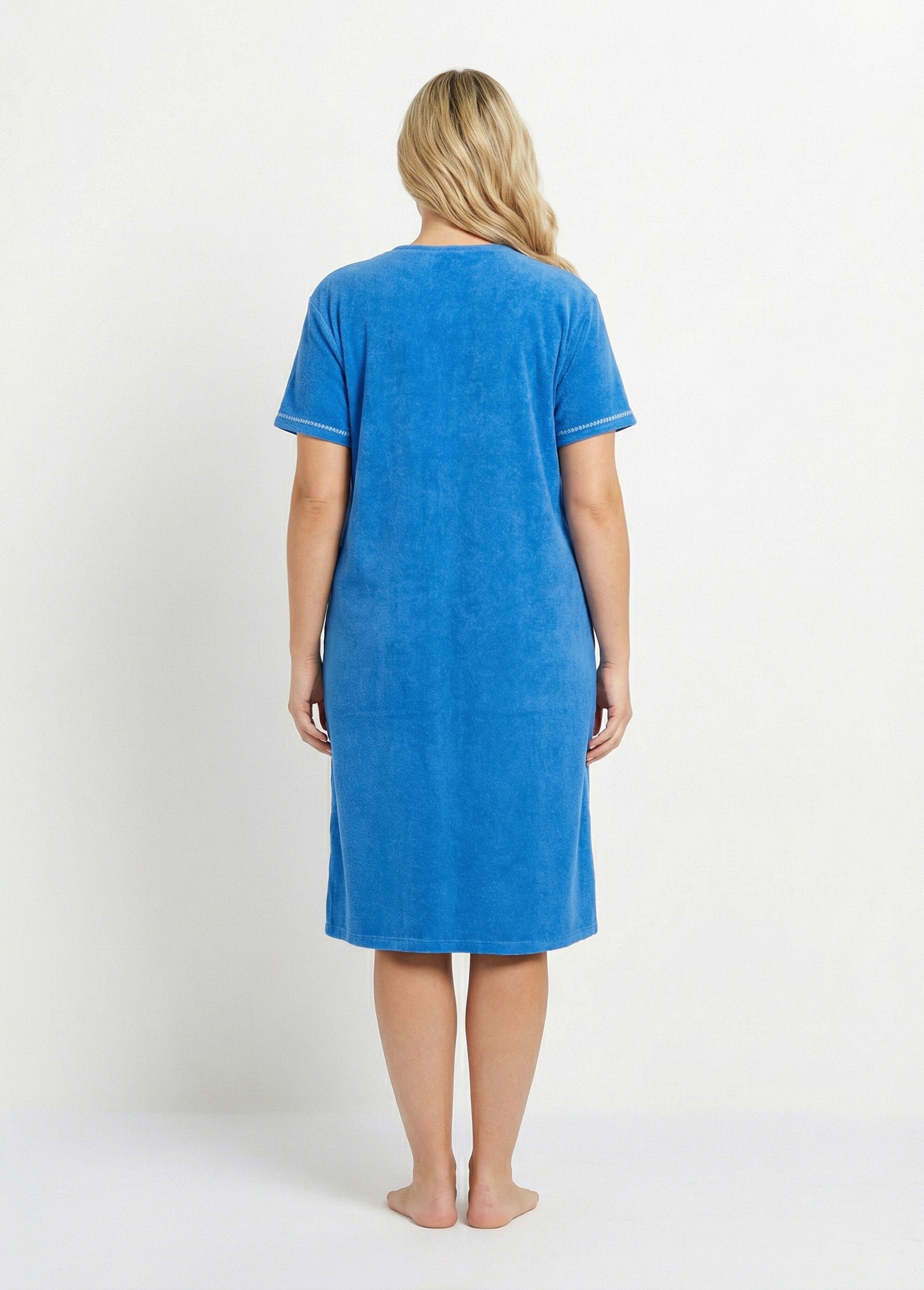 Plain_cotton_terry_bathrobe_with_zip_Blue_DO1_curvy