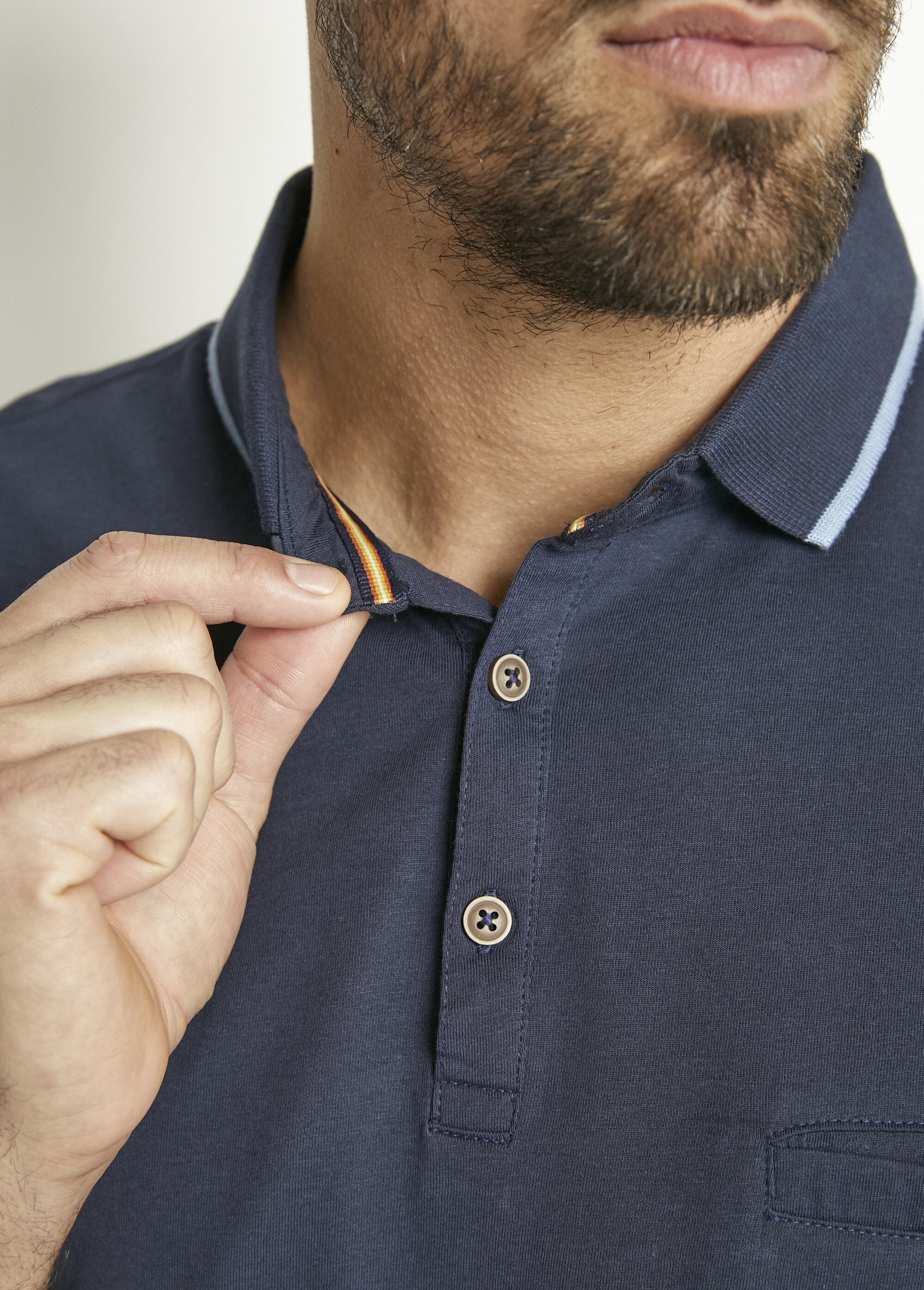 Plain_jersey_knit_polo_shirt_with_two-tone_cotton_collar_Marine_DE2_slim