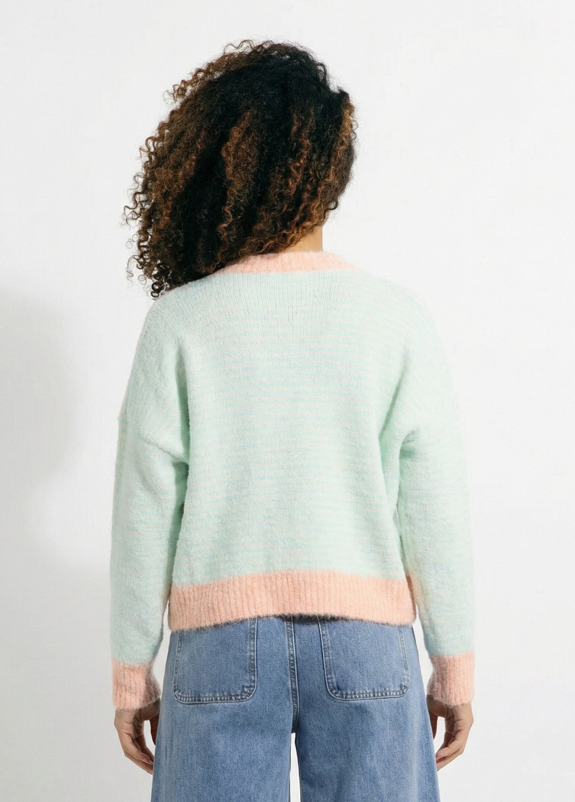 Fluffy_pastel_striped_loose_fit_sweater_Aqua_and_salmon_DO1_slim