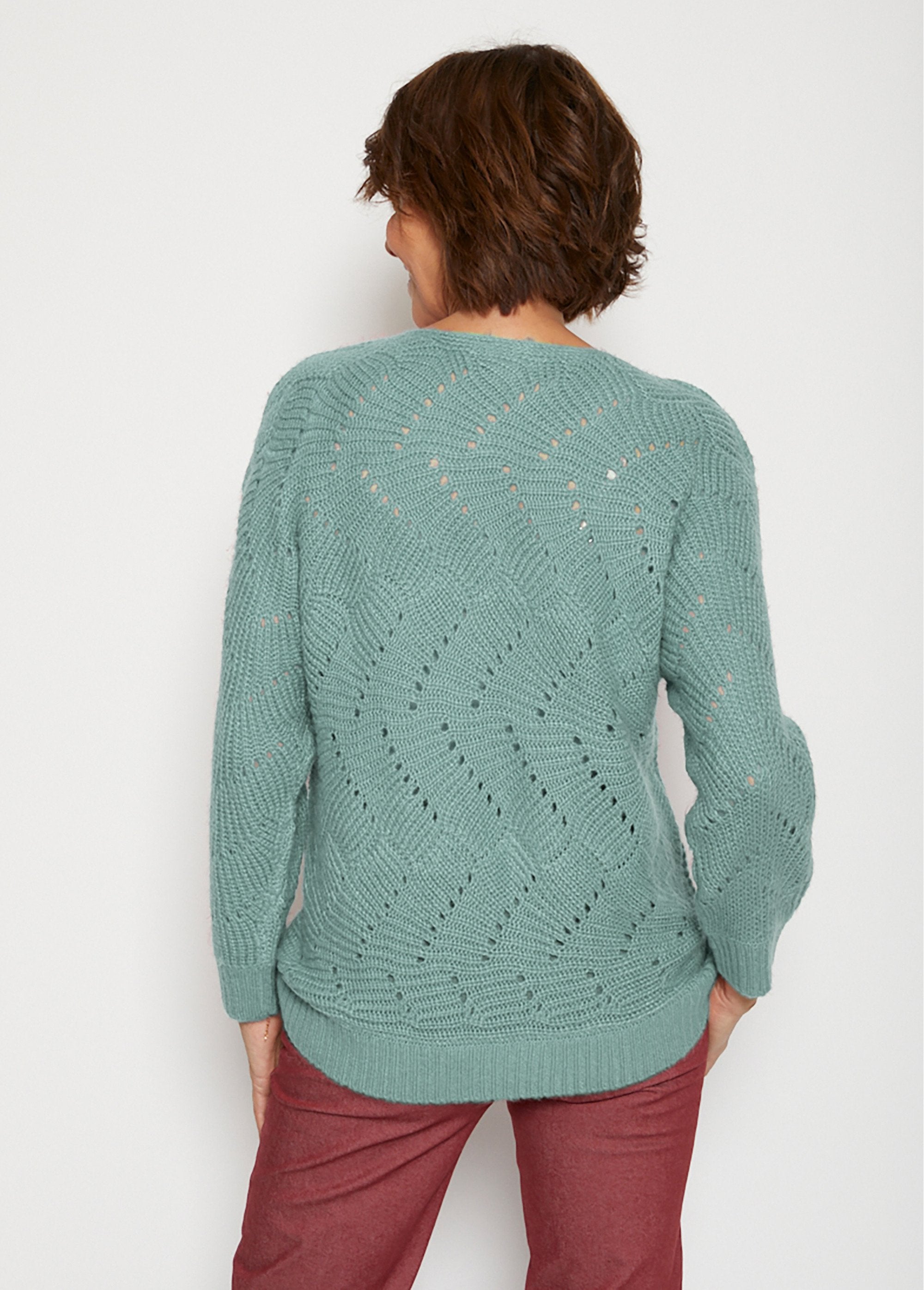 Fancy_knit_batwing_sleeve_sweater_Green_DO1_slim