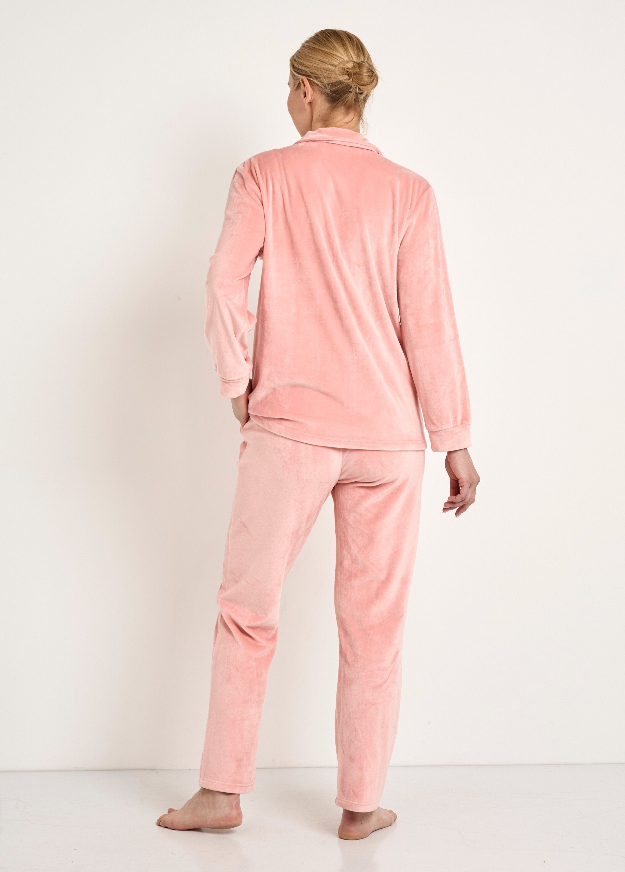 Long_button-down_stretch_velvet_pyjamas_Pink_DO1_slim
