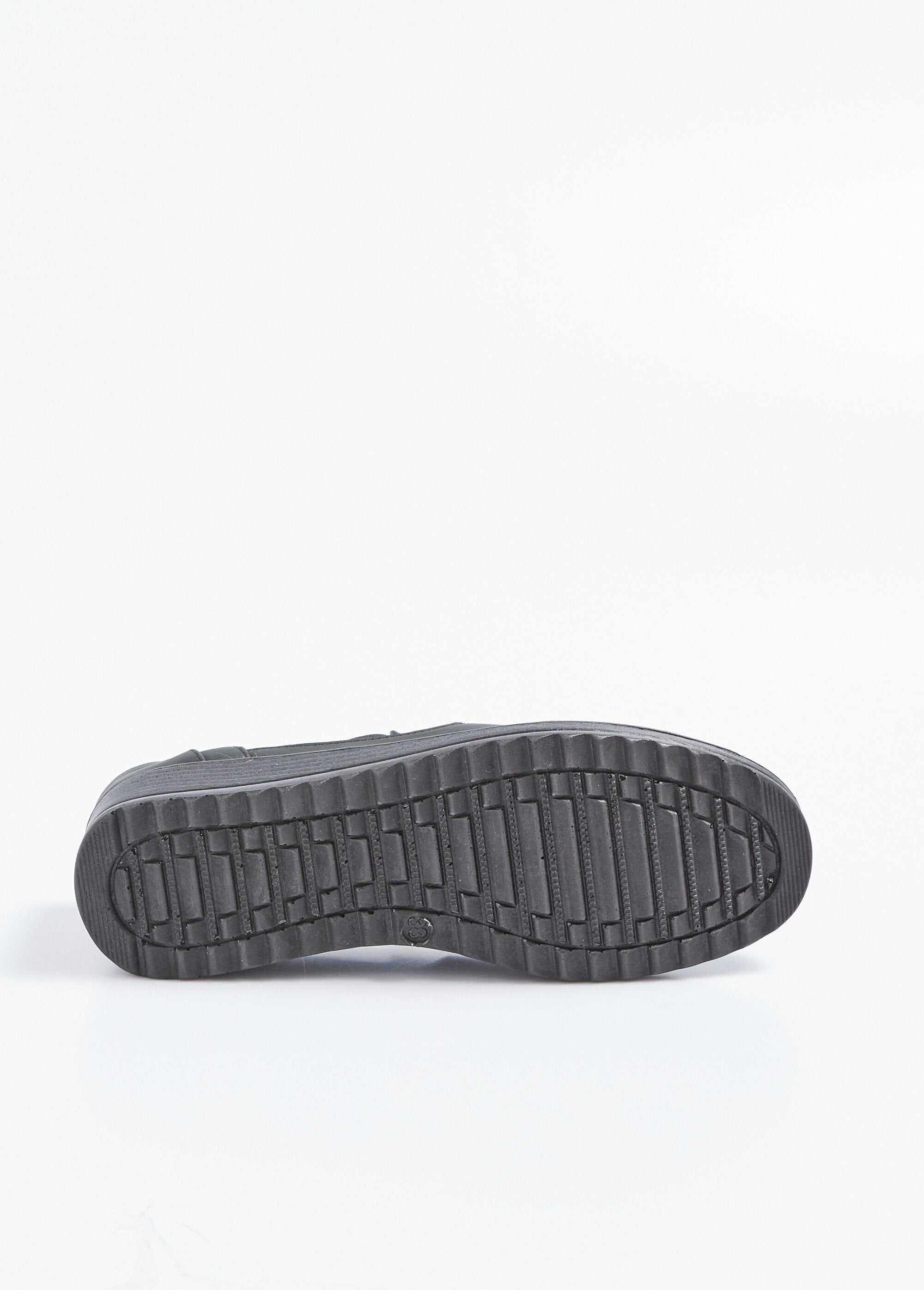 Elasticated_comfort_width_sandals_Black_UN1_slim