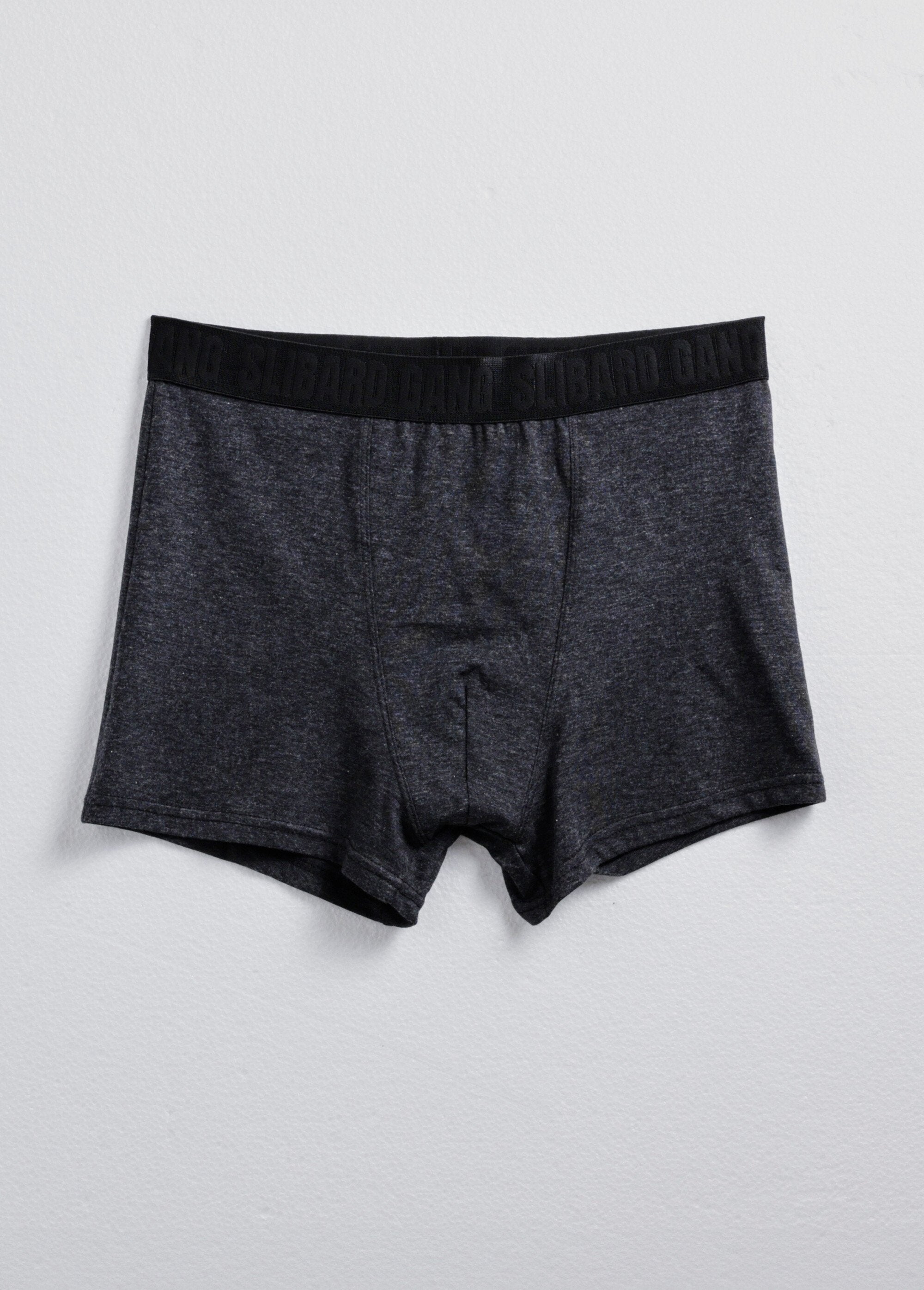 Assorted_men's_boxers,_plain_and_printed_Black_matching_DE1_slim