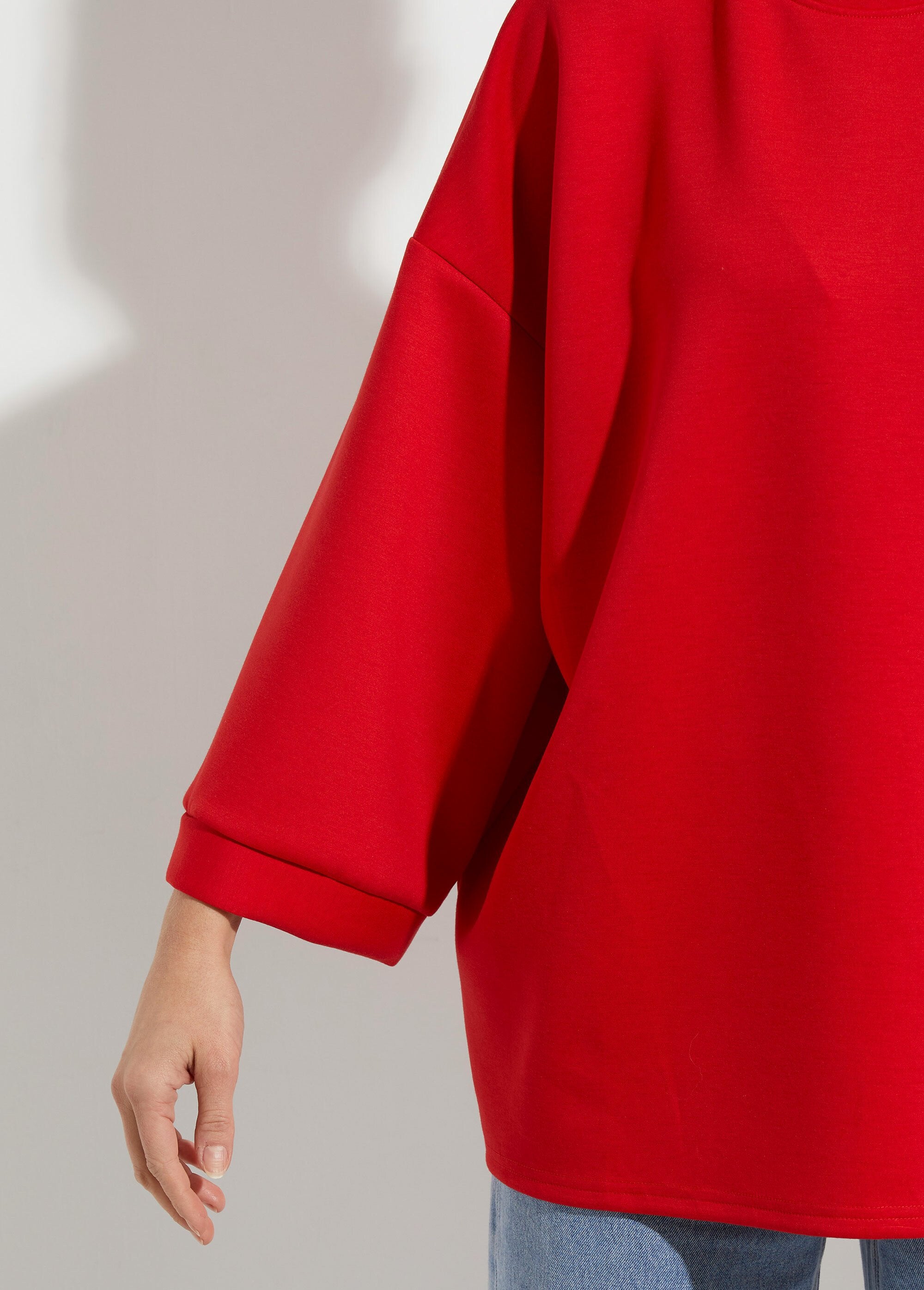 Wide_round_neck_sweatshirt,_3/4_sleeves_Red_DE1_slim