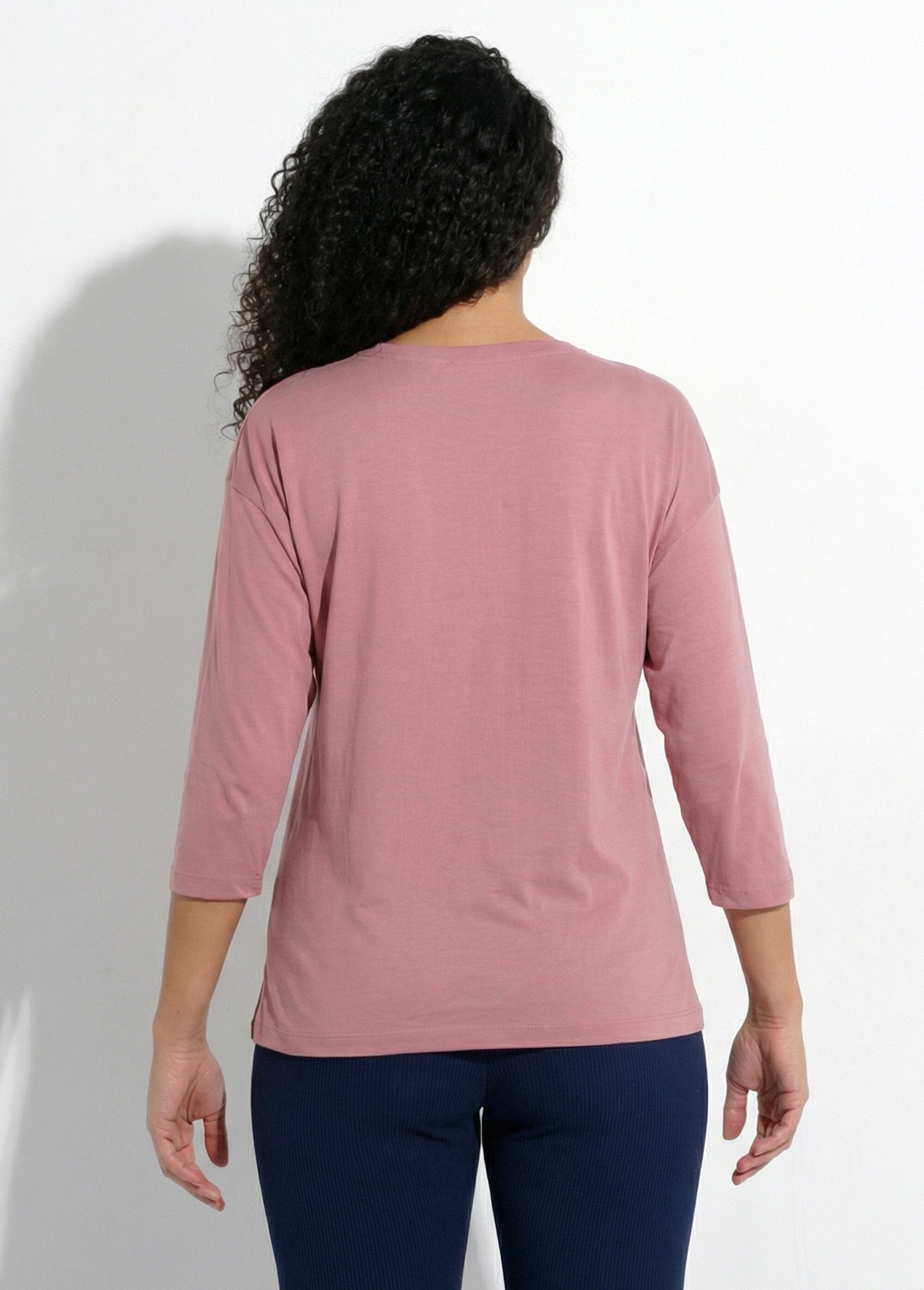Plain_cotton_T-shirt_with_round_neck_and_3/4_sleeves_Pink_DO1_slim