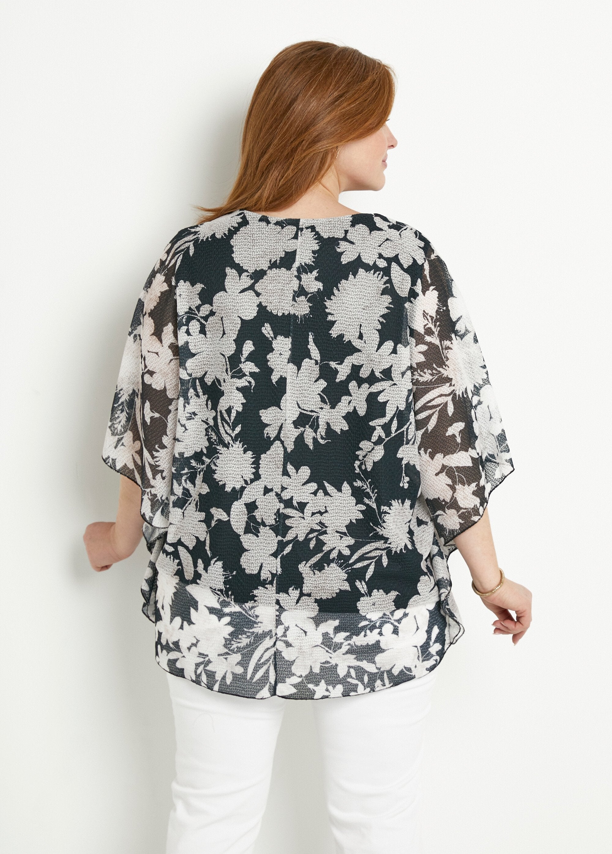 Long_floral_batwing_sleeve_t-shirt_Black_and_ecru_DO1_curvy