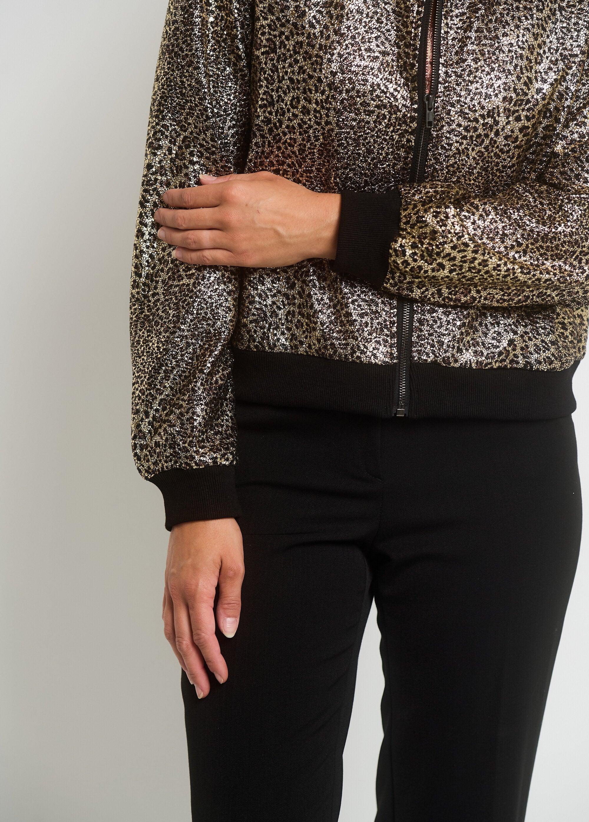 Metallic_print_bomber_jacket_Animal_DE3_slim