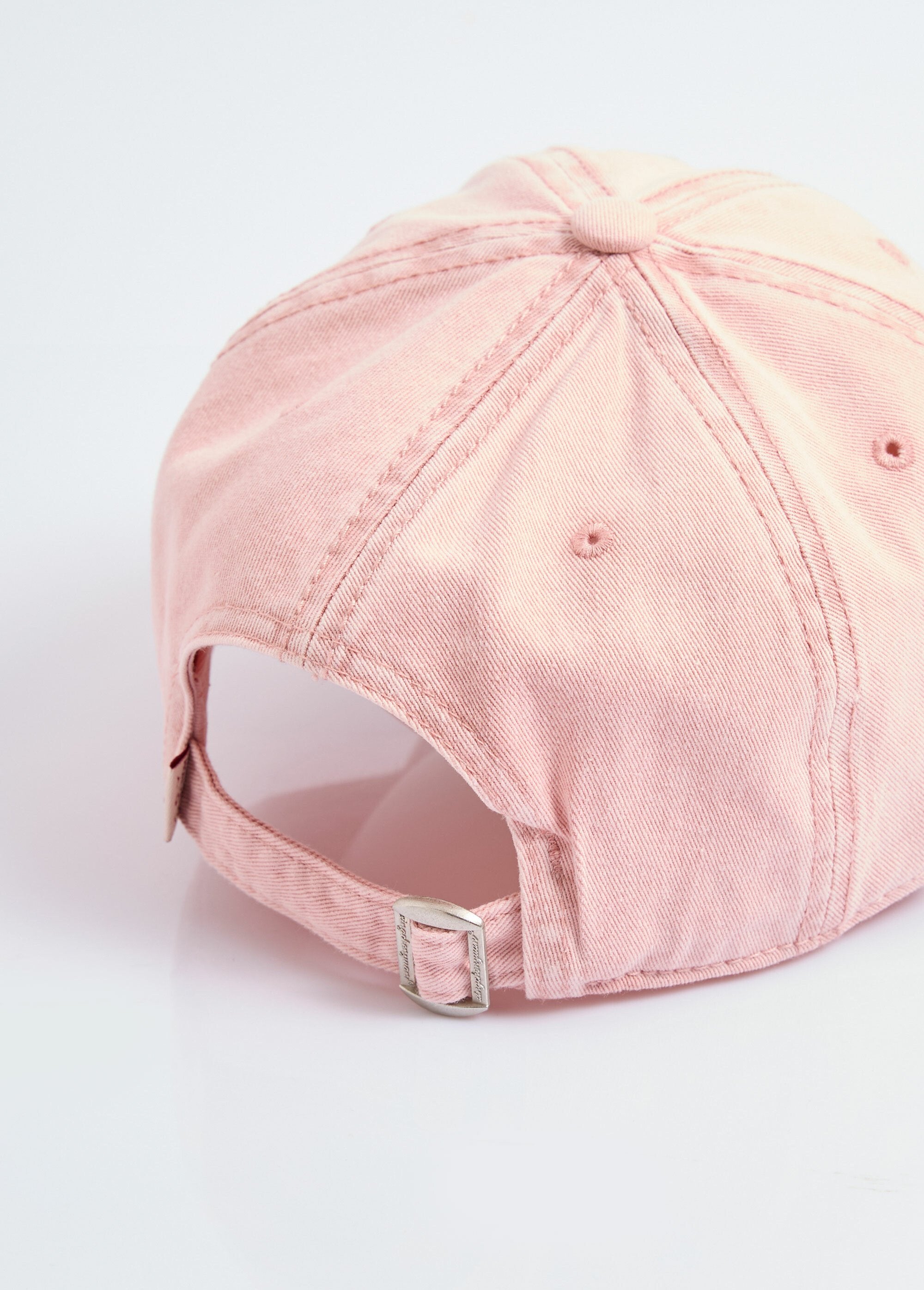 Novelty_cap_with_heart_embroidery_Pink_DE1_slim