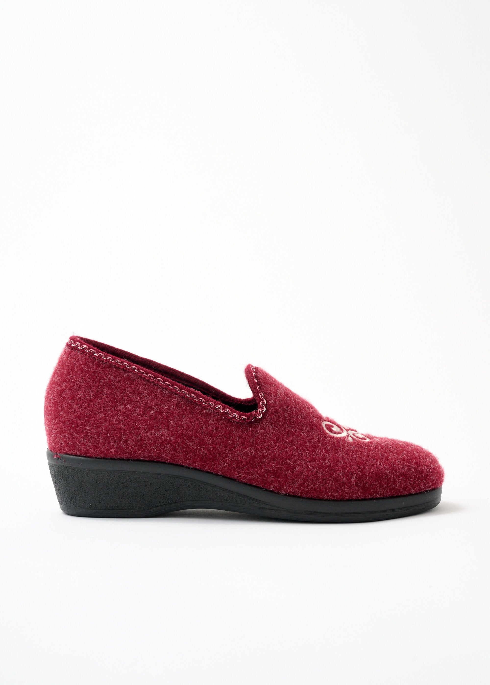 Wide_embroidered_ballerina_slippers_Bordeaux_DR1_slim