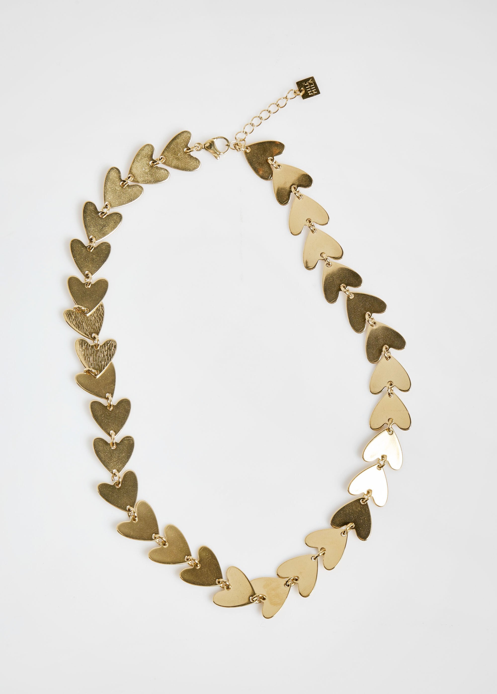 Stainless_steel_necklace_with_heart-shaped_links_Golden_FA1_slim