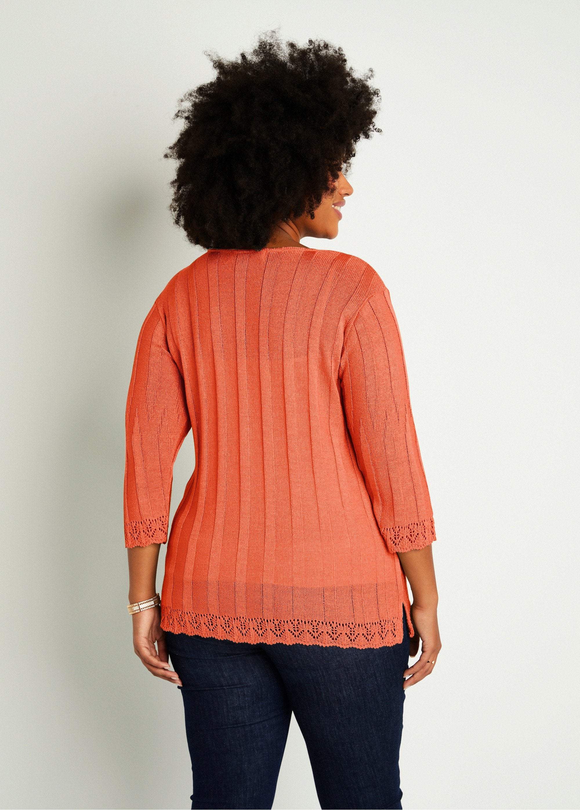 Long_openwork_buttoned_cardigan_Coral_DO1_curvy