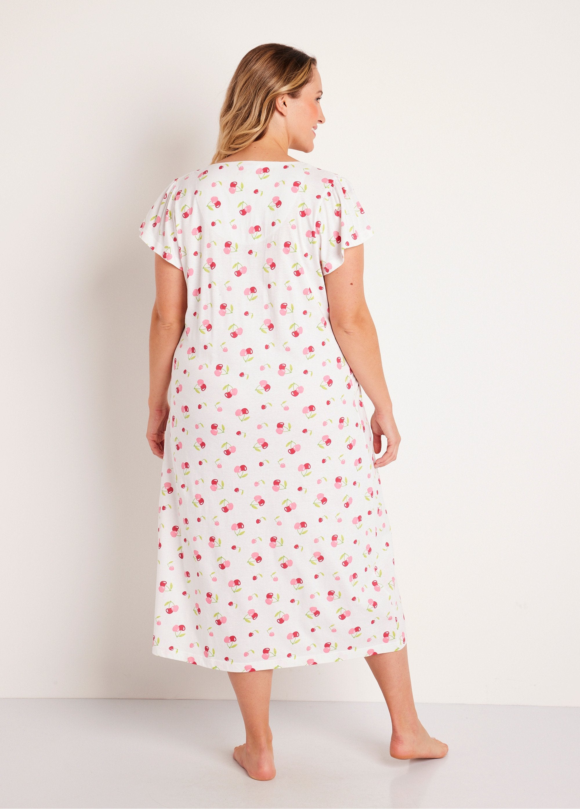 Long_short-sleeved_nightgown_Print_white_DO1_curvy