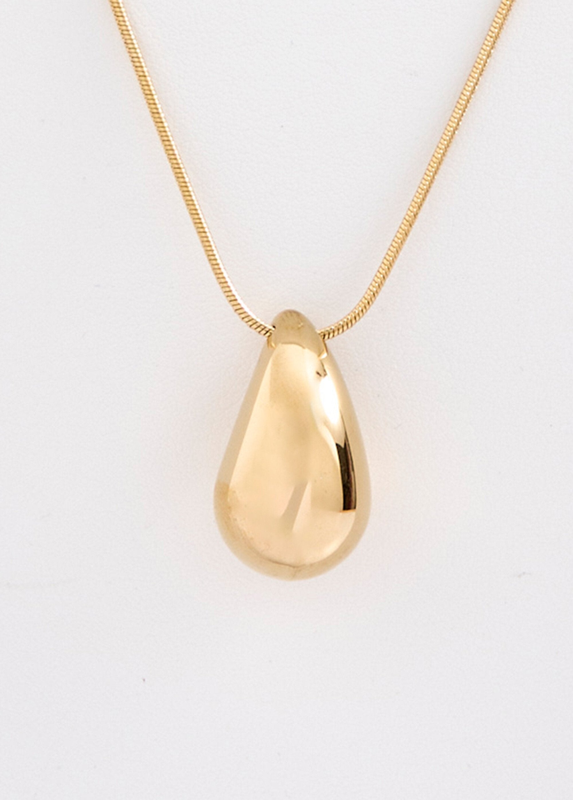Collier_avec_pendentif_goutte_acier_inoxydable_doré_Dore_DE1_slim
