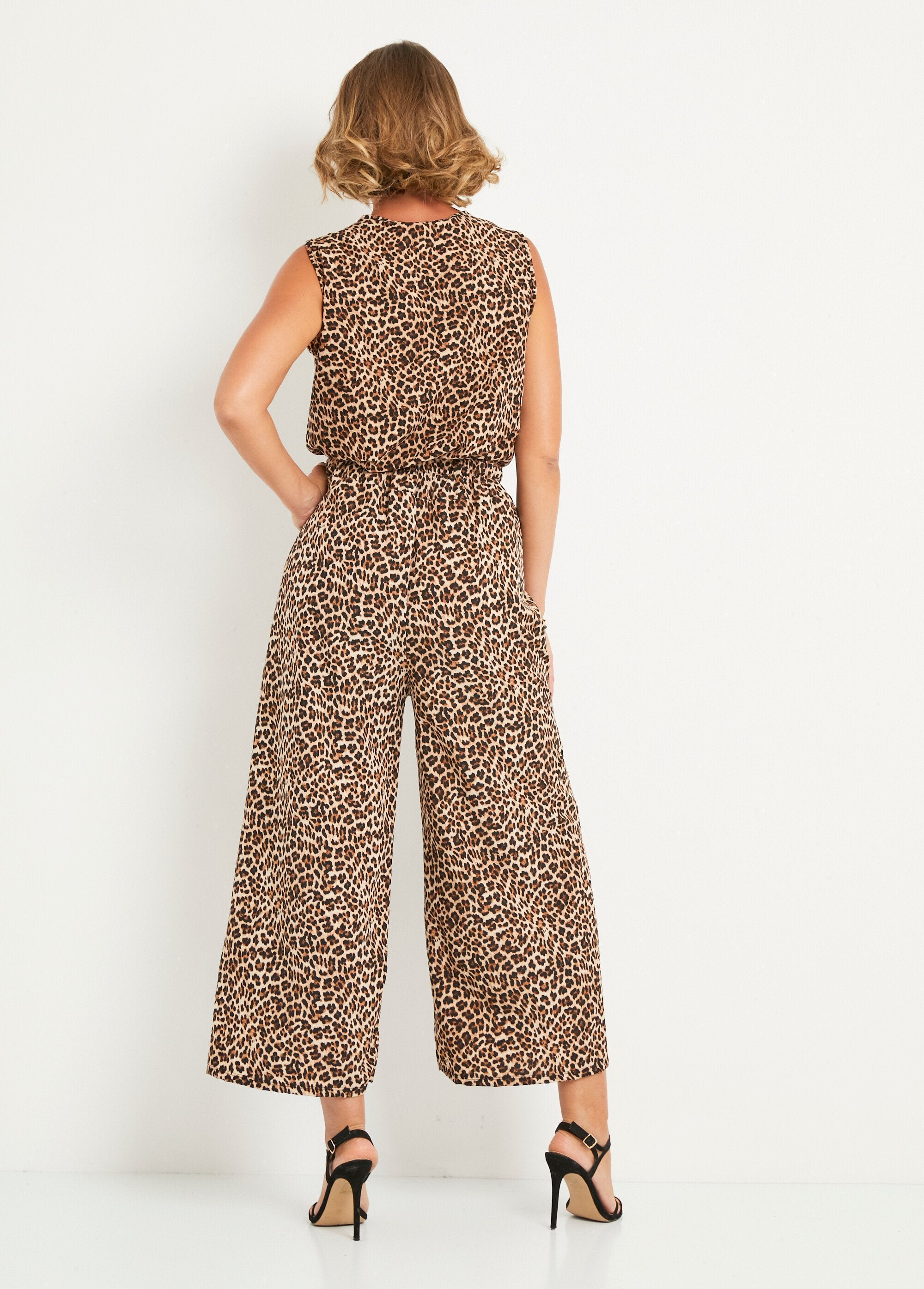 Ensemble_débardeur_léopard_et_pantalon_Imprime_leopard_DO1_slim