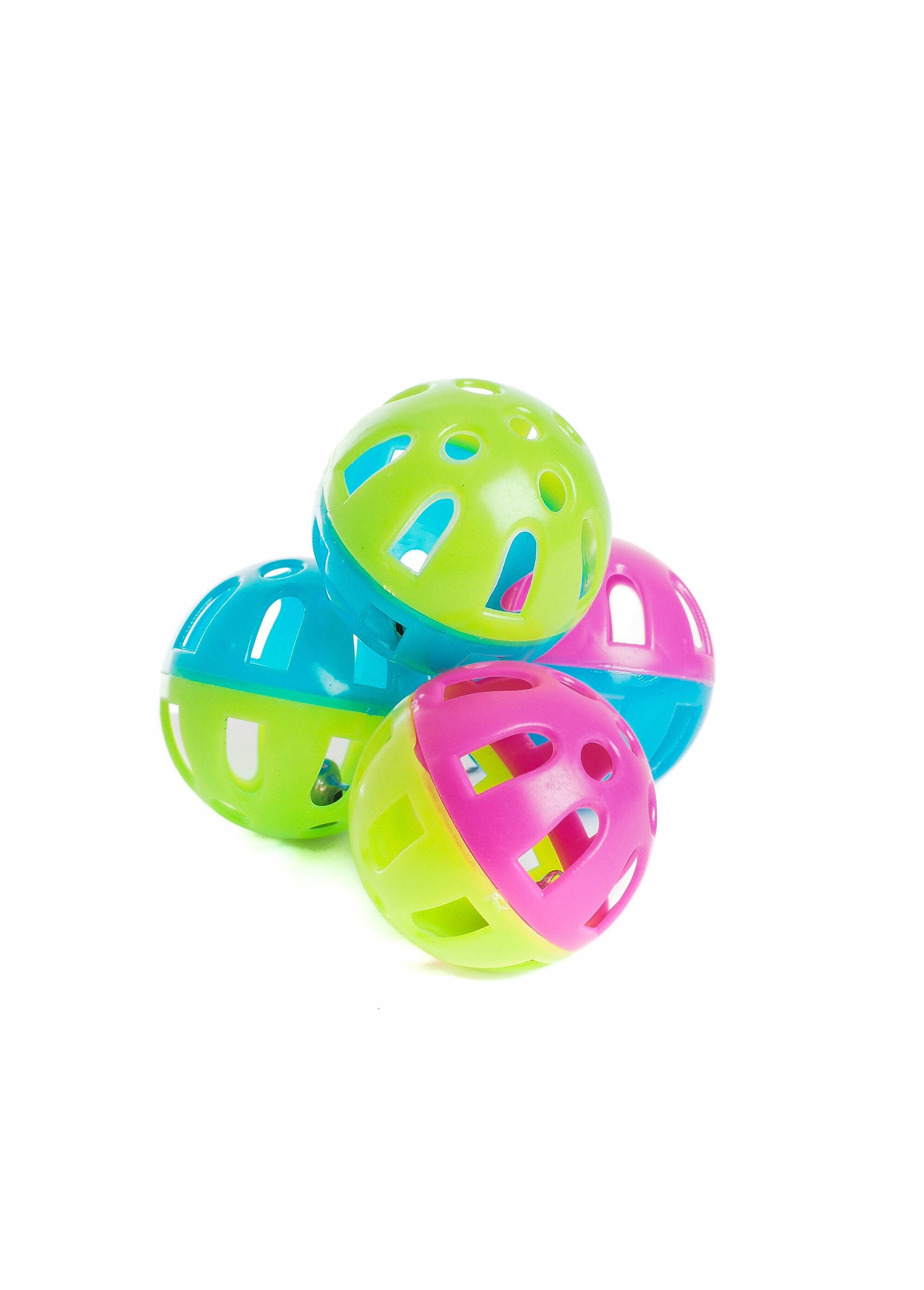 Set_of_4_toy_balls_for_cats_Green_FA1_slim