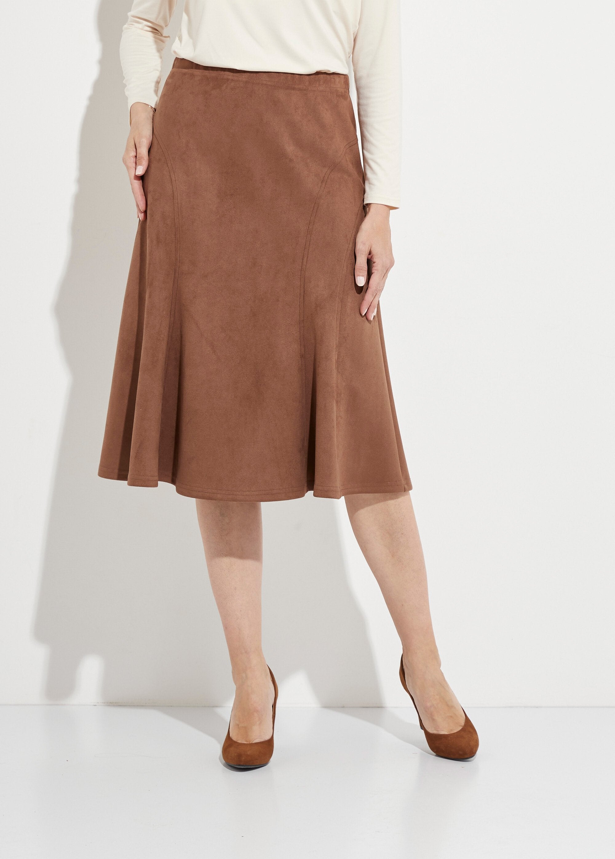 Long_flared_suede_knit_skirt_camel_FA1_slim