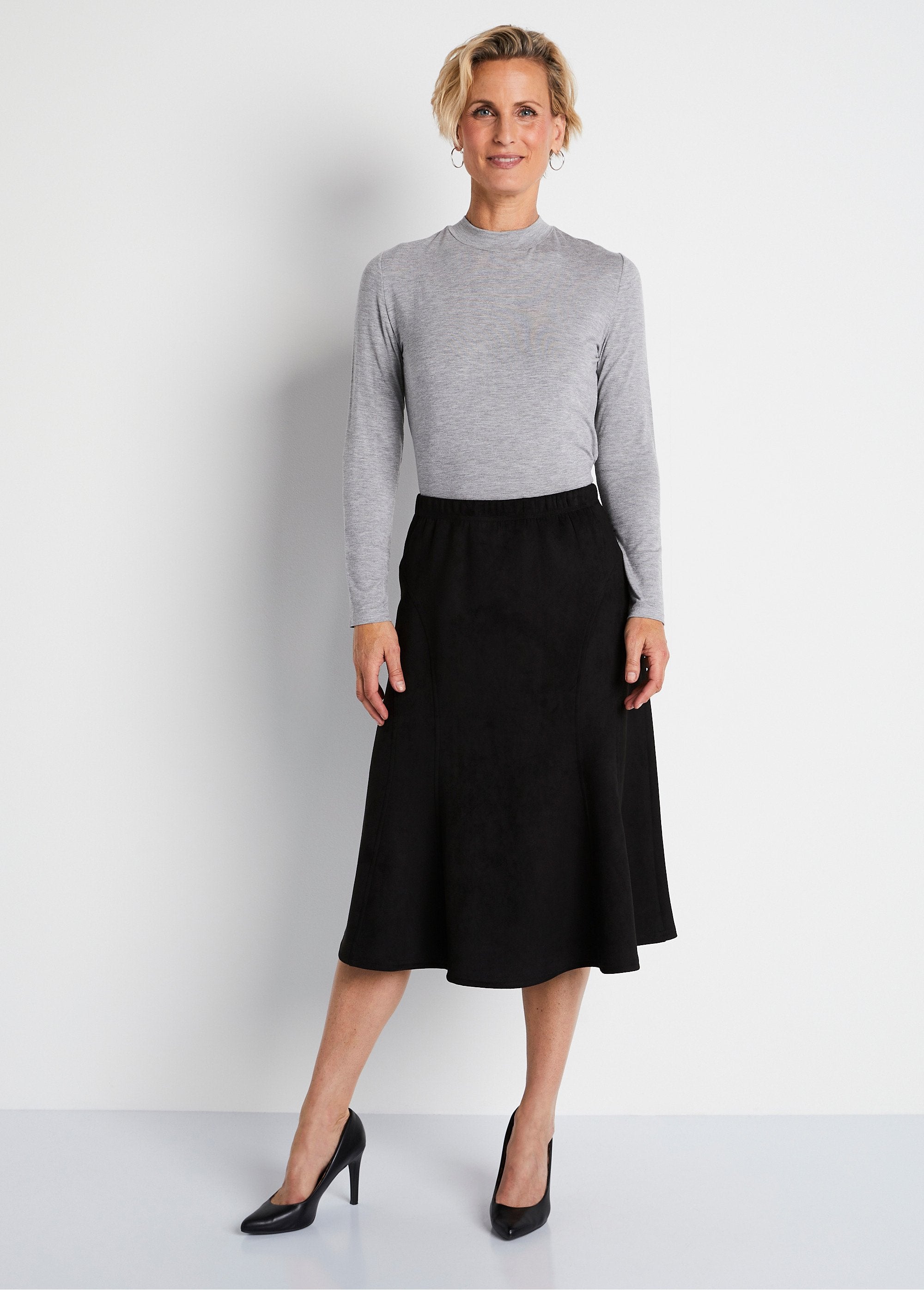 Long_flared_suede_knit_skirt_Black_SF1_slim