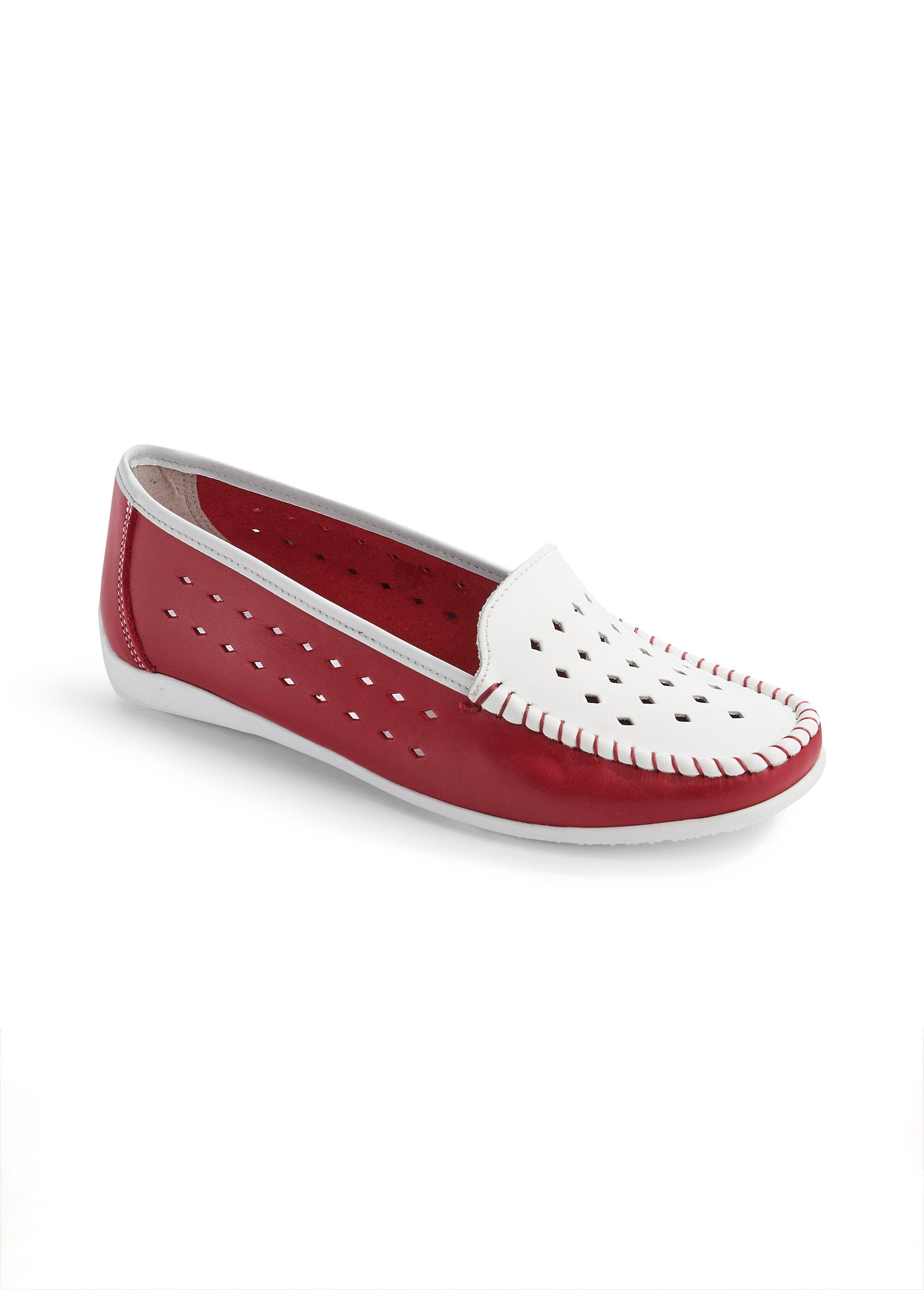 Soft_leather_comfort_width_moccasins_Red_FA1_slim