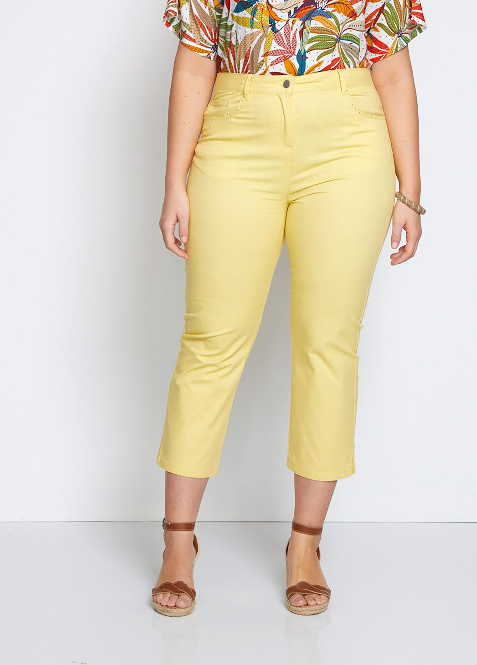 Cropped_pants_with_elasticated_belt_and_5_pockets_YELLOW_FA1_curvy