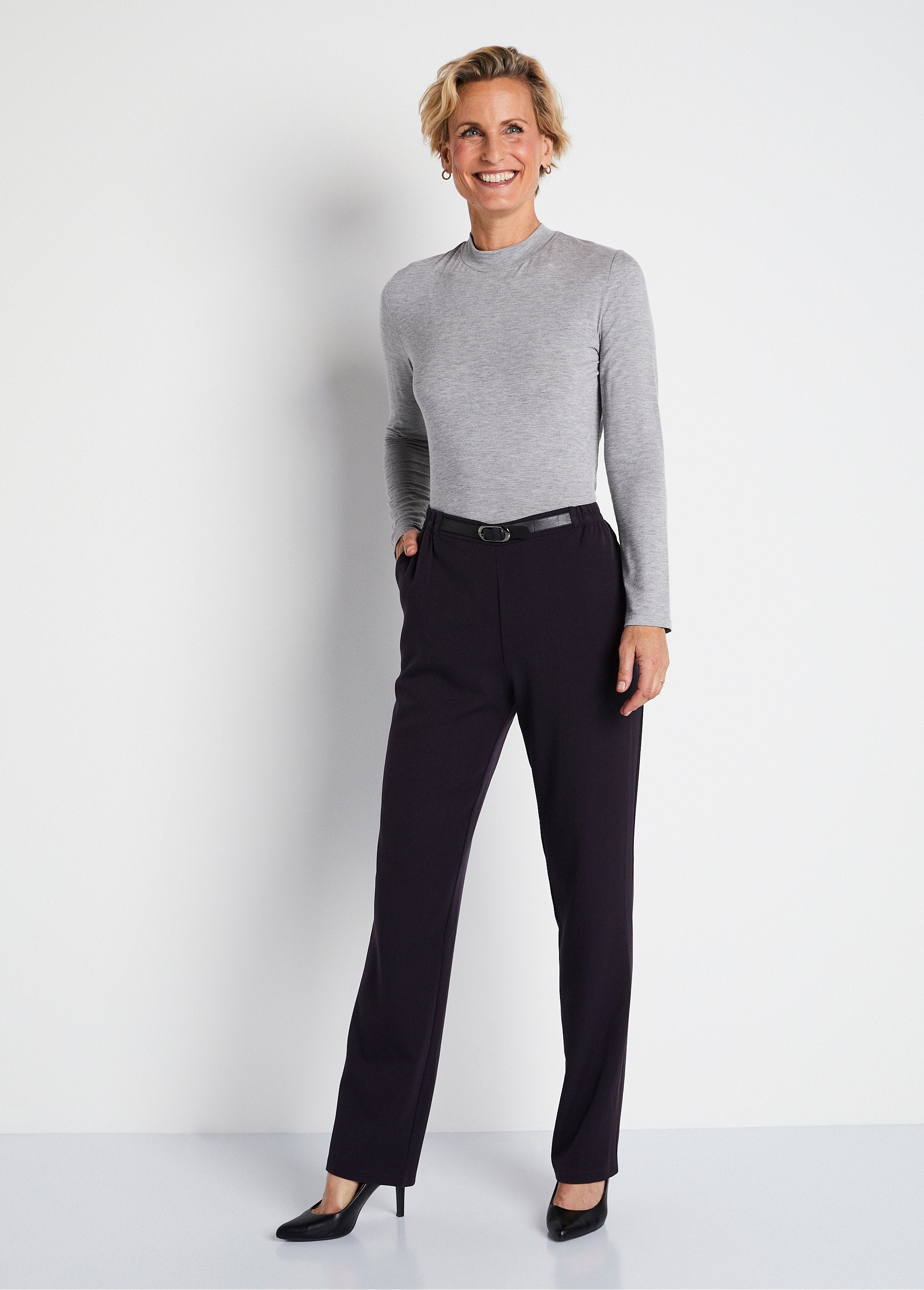 Wrinkle-resistant_pants_with_semi-elastic_waist_Plum_SF1_slim