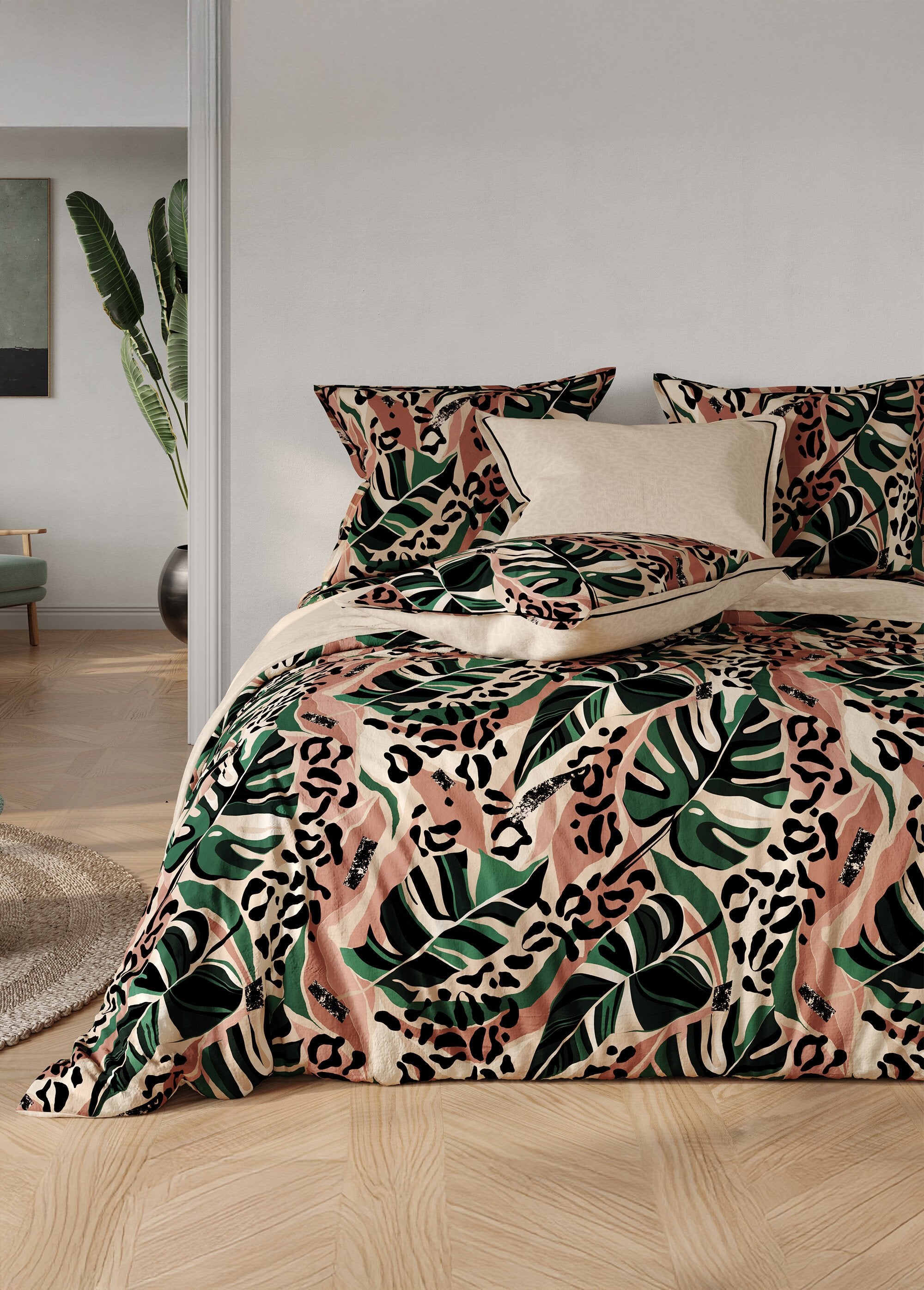 Cotton_duvet_cover_set,_jungle_Green_and_brown__FA1_slim