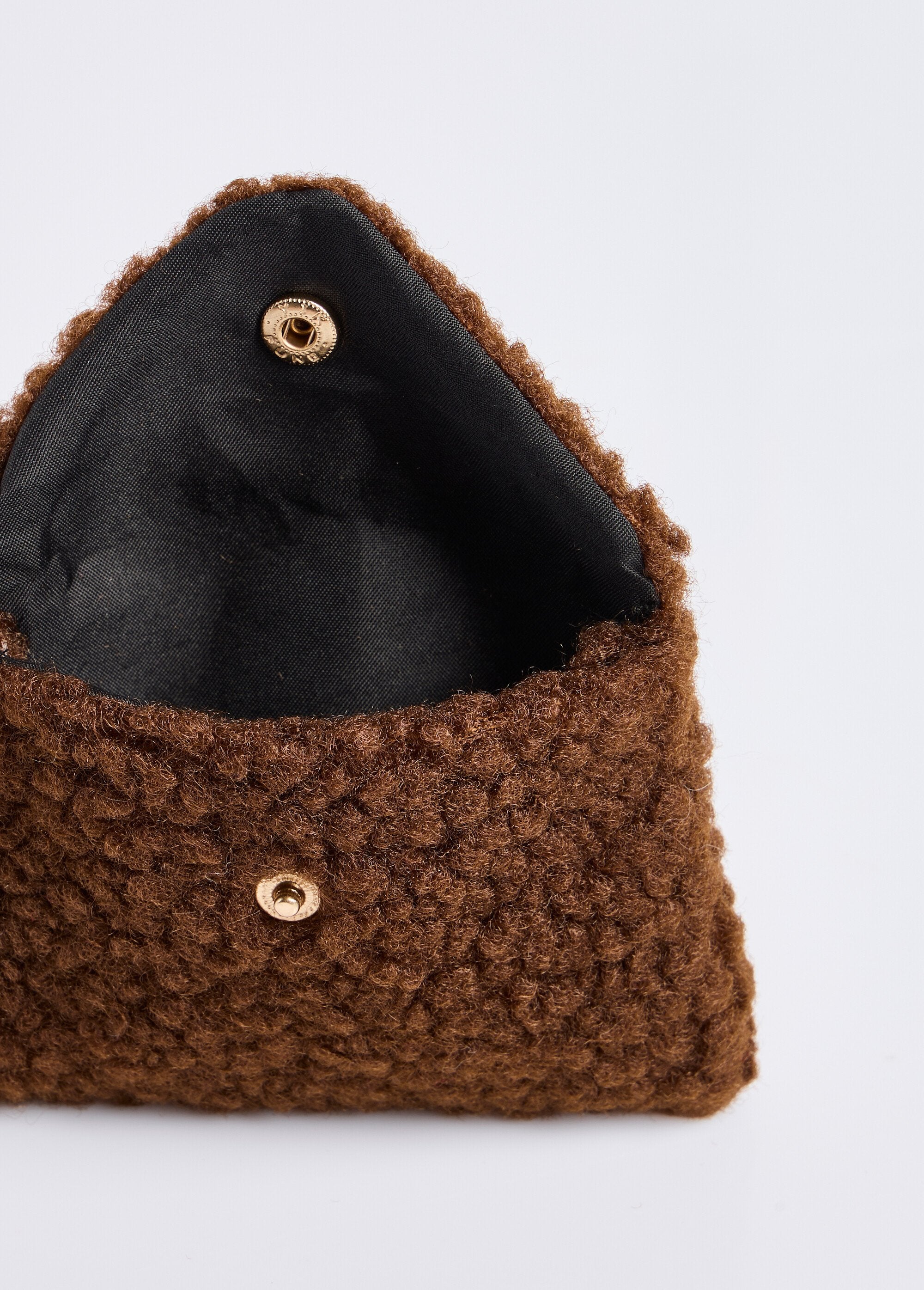 Pochette_porte_monnaie,_fourrure_sherpa_Marron_DE1_slim