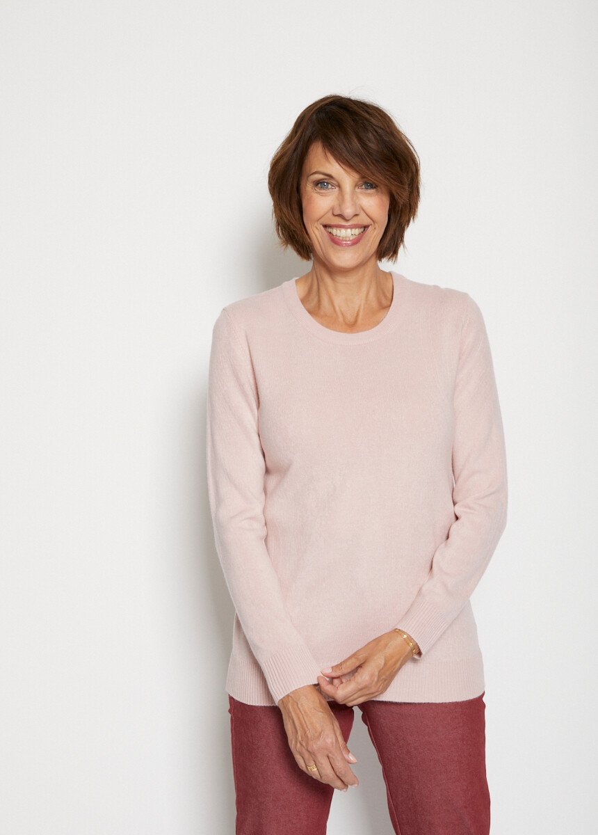 Soft_round_neck_long_sleeve_sweater_Pink_FA1_slim