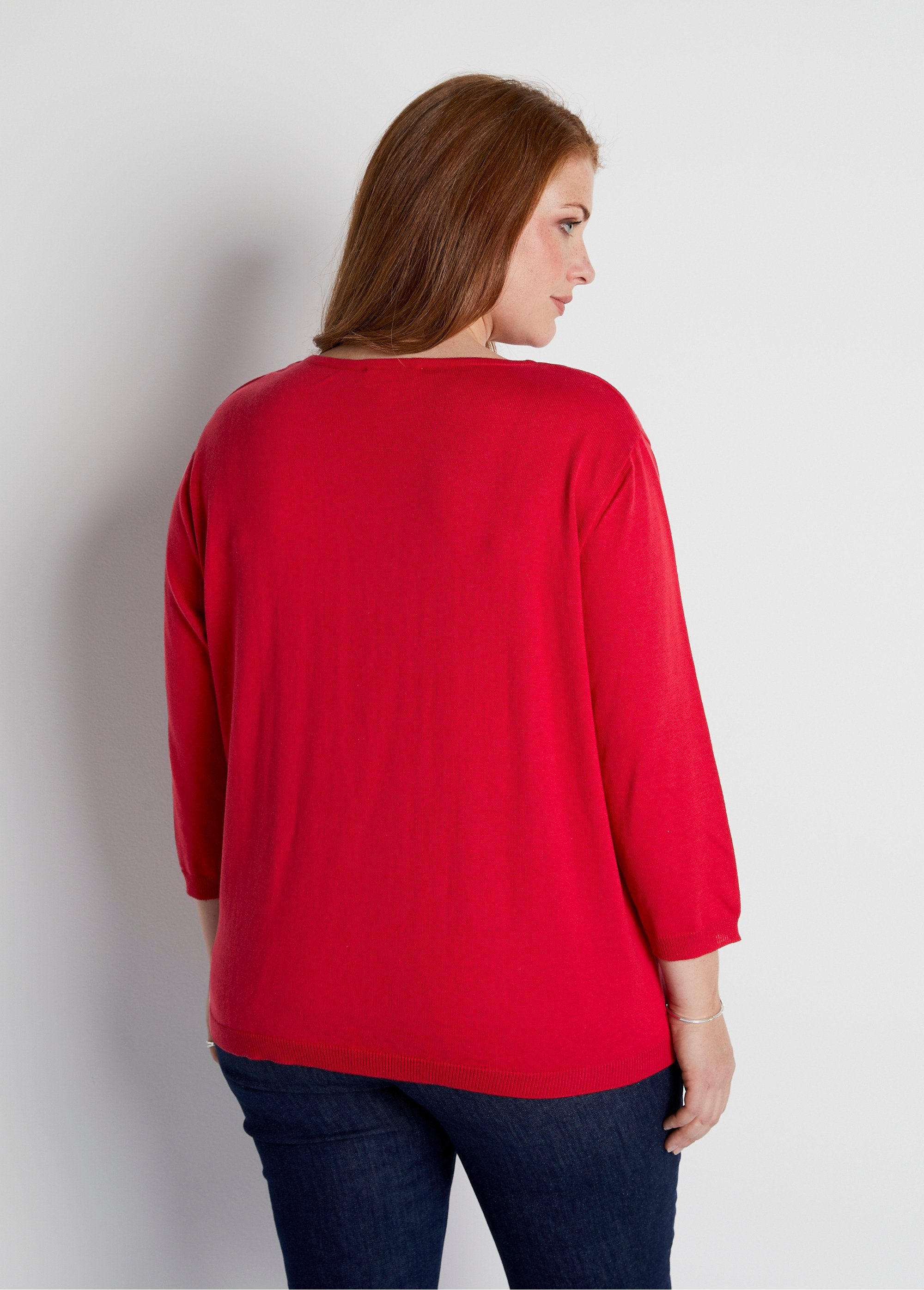 Round_neck_sweater_with_3/4_sleeves_and_studded_fantasy_Cherry_DO1_curvy