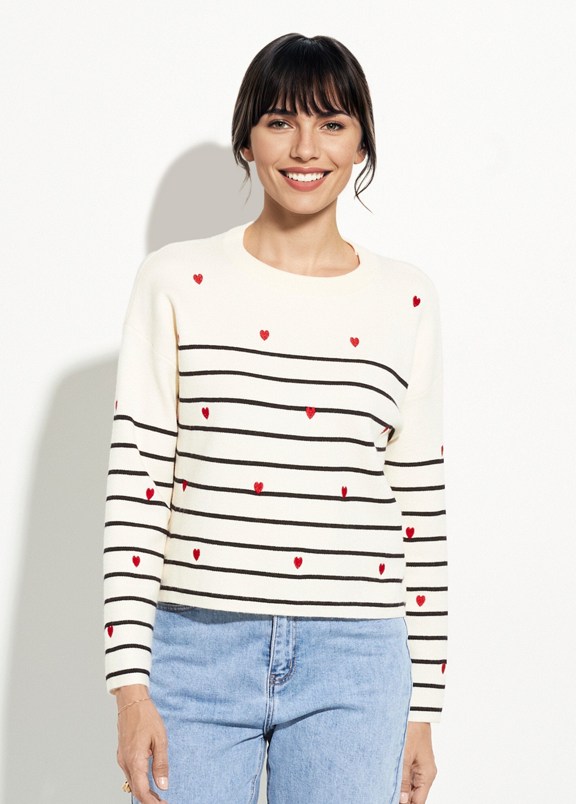Thick_sailor_sweater_with_stripes_and_heart,_round_neck_Ecru_with_navy_stripes_FA1_slim