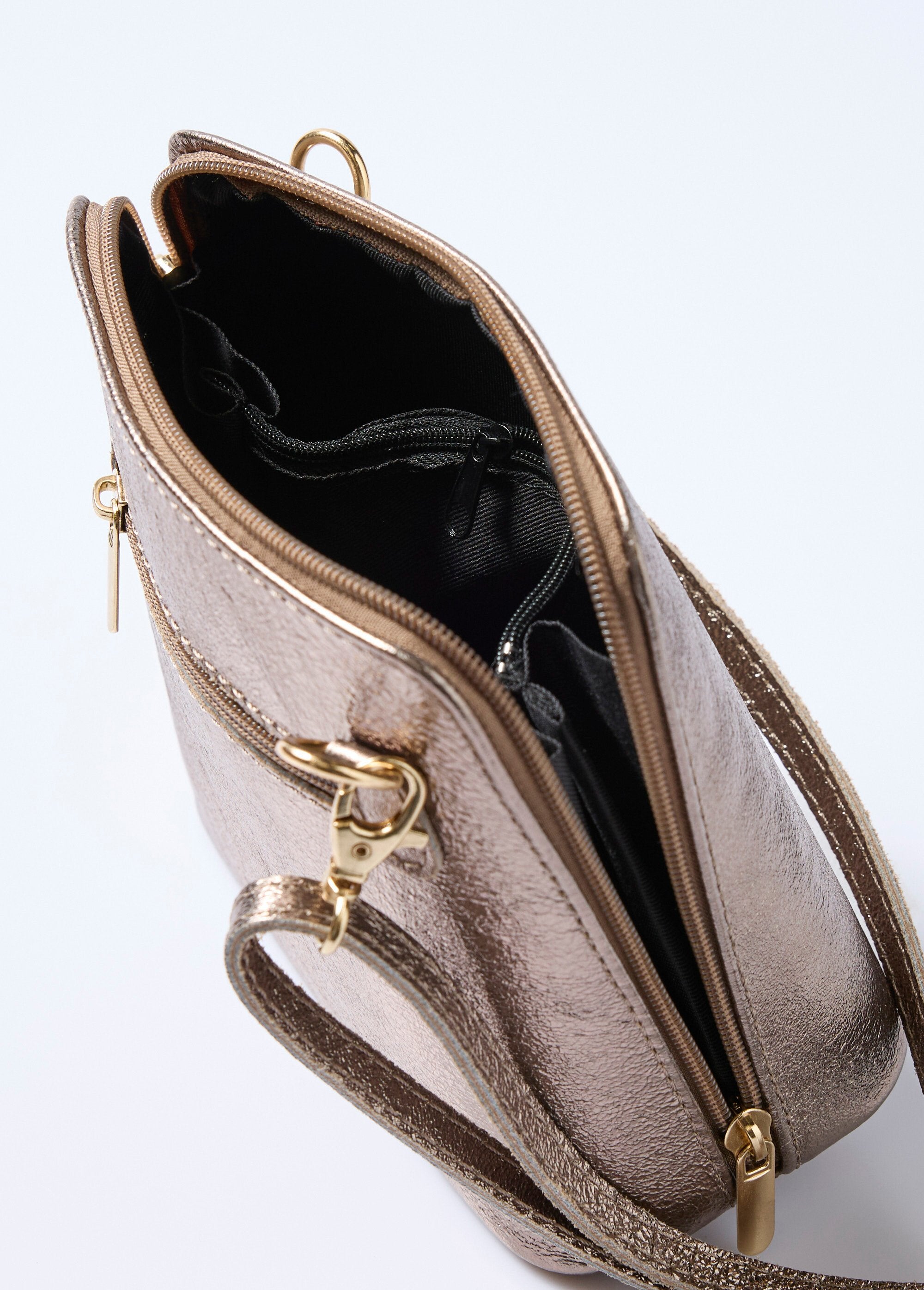 Square_leather_bag_with_thin_shoulder_strap_Golden_DE1_slim