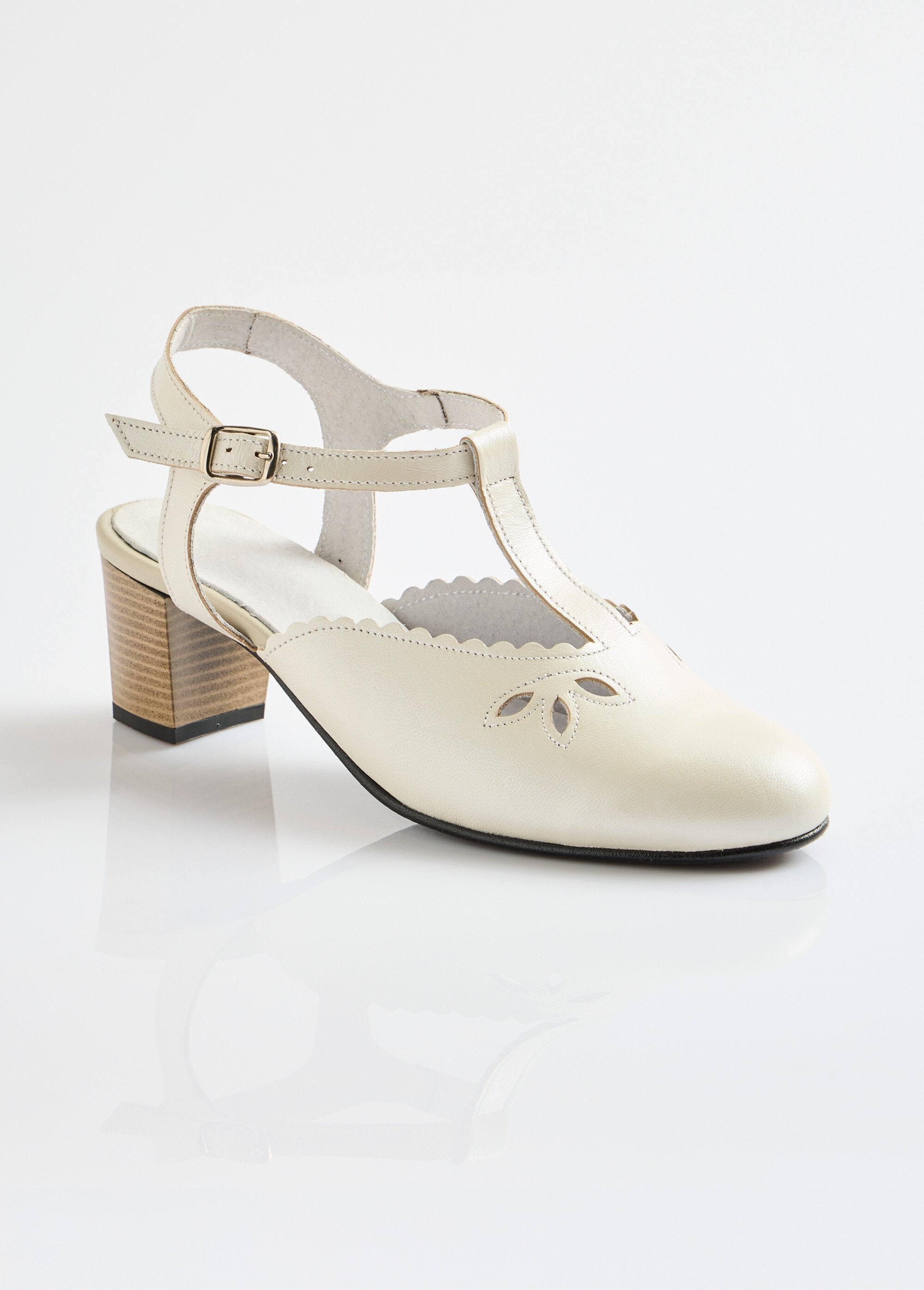 Leather_salome_sandals_with_high_heels_and_comfort_width_Ivory_FA1_slim