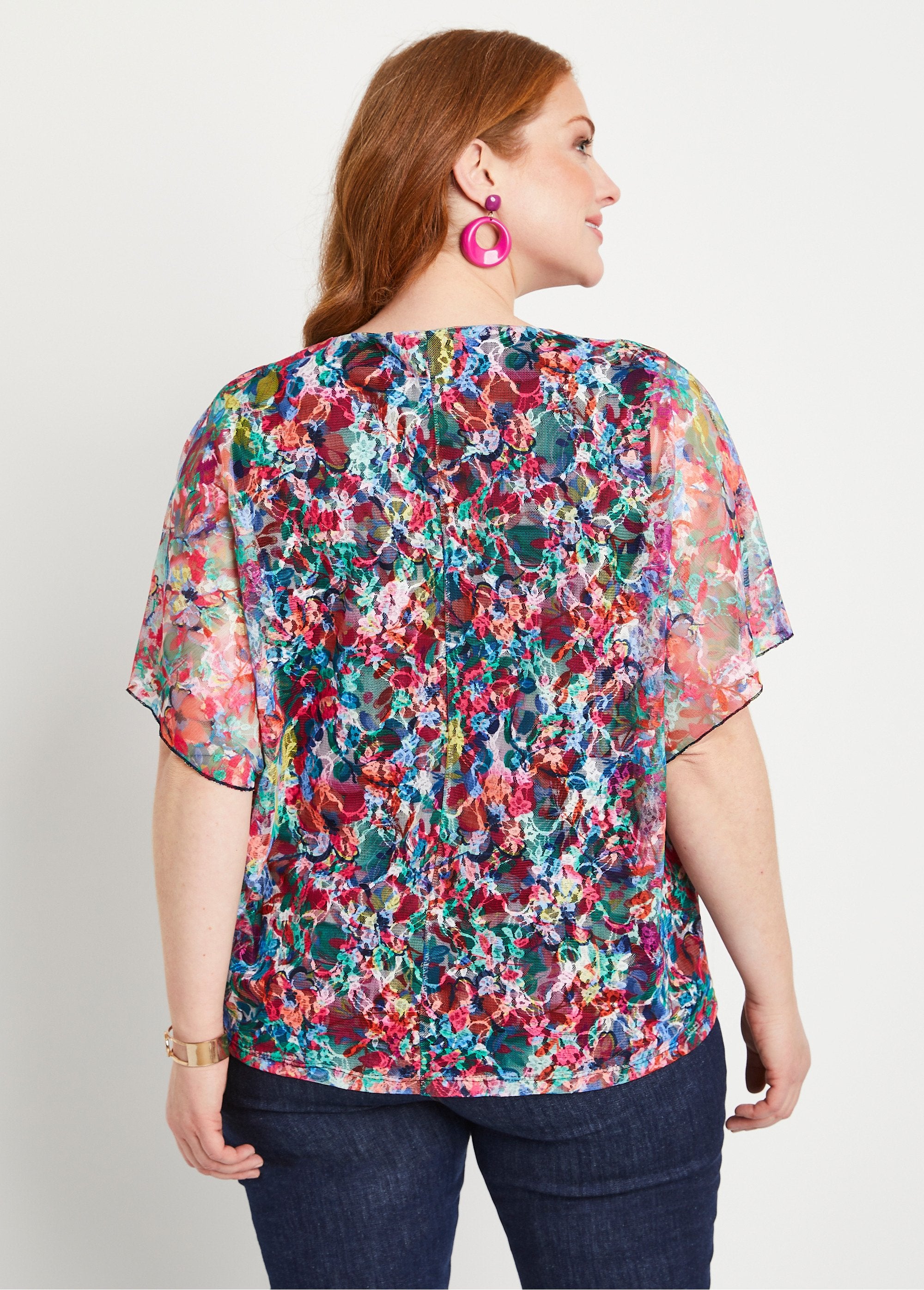 Short_floral_lace_t-shirt_Fuchsia_and_blue_DO1_curvy