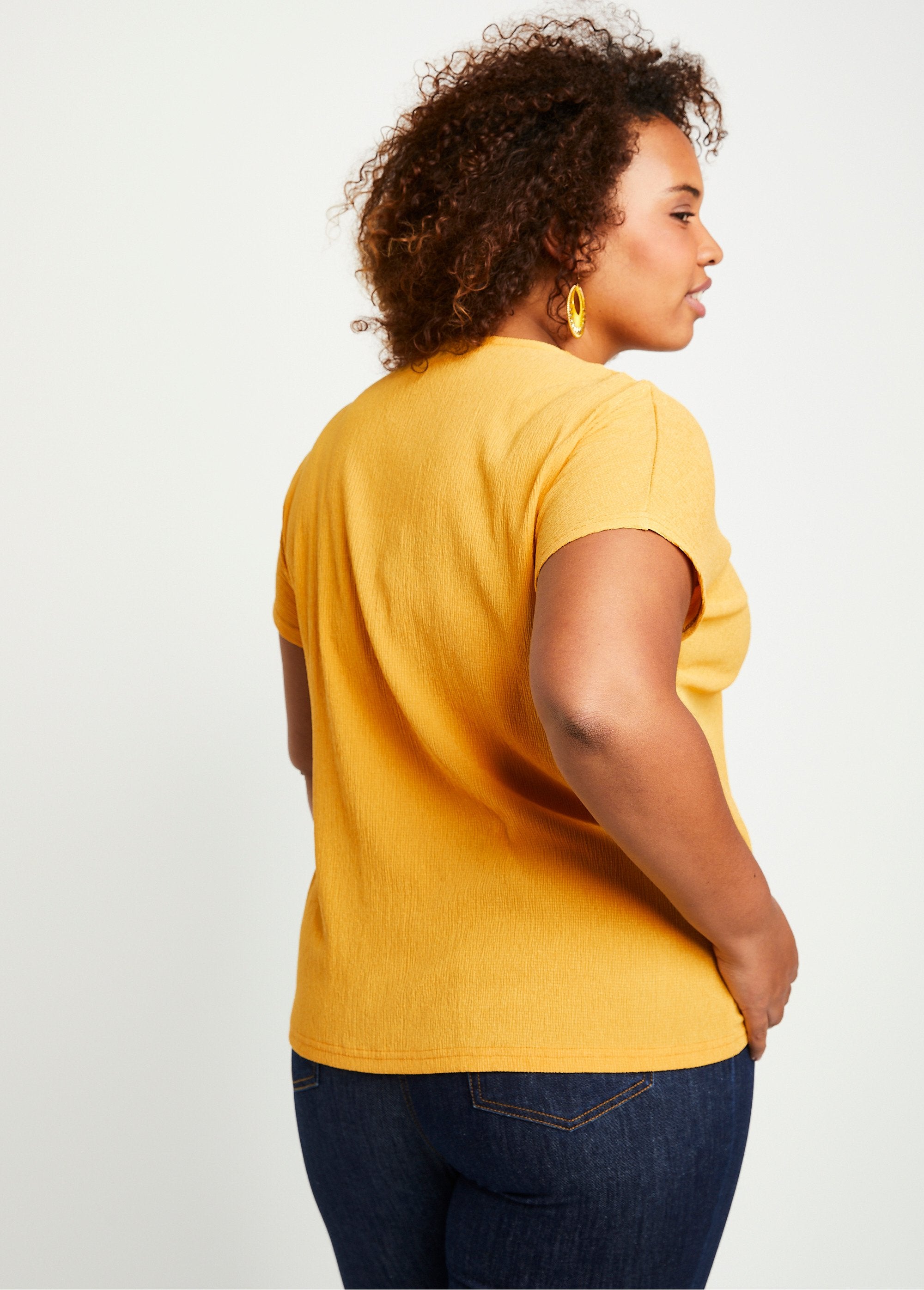 Long_plain_embroidered_loose_t-shirt_Saffron_DO1_curvy