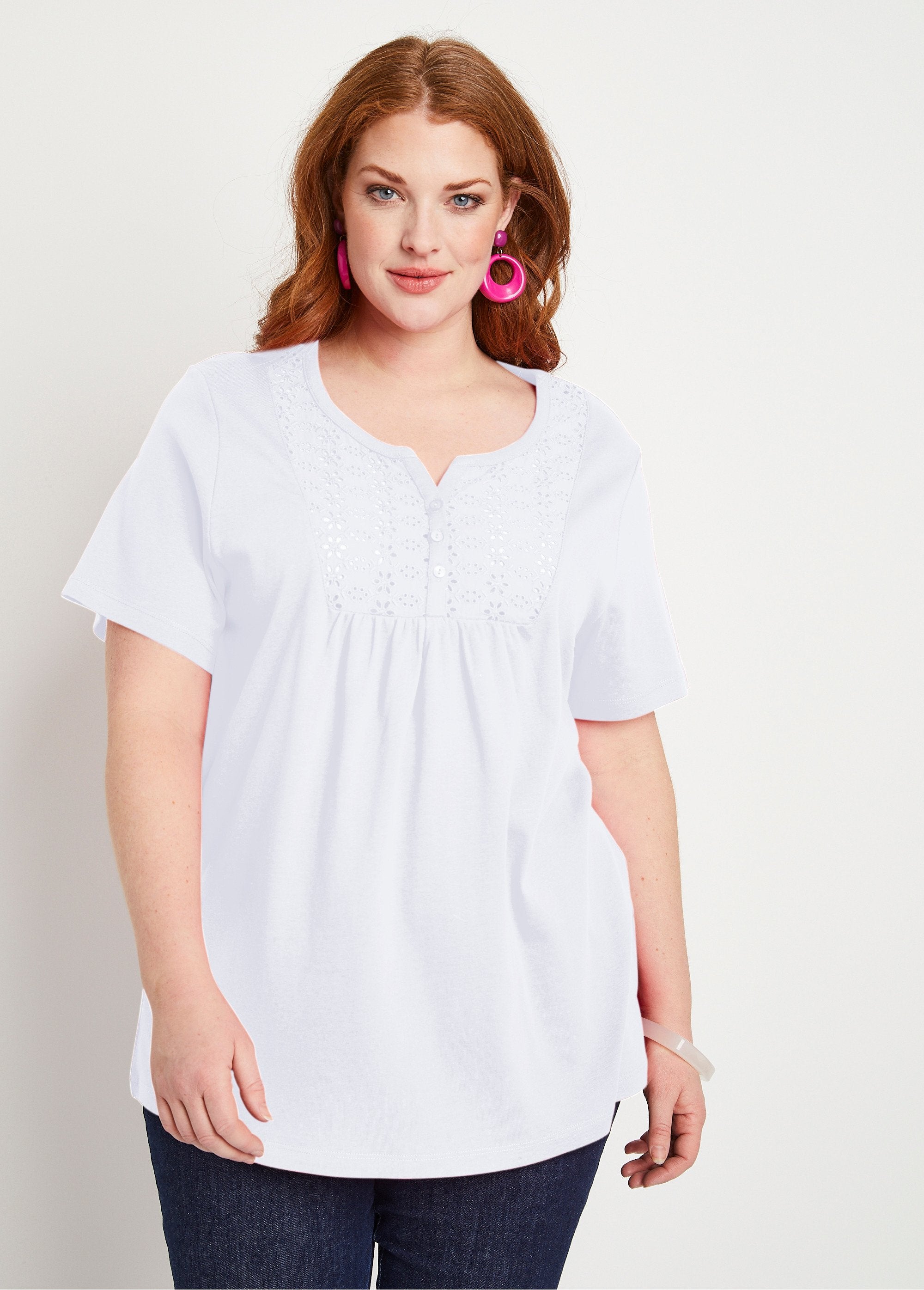 Long_buttoned_t-shirt_with_English_embroidery_White_FA1_curvy