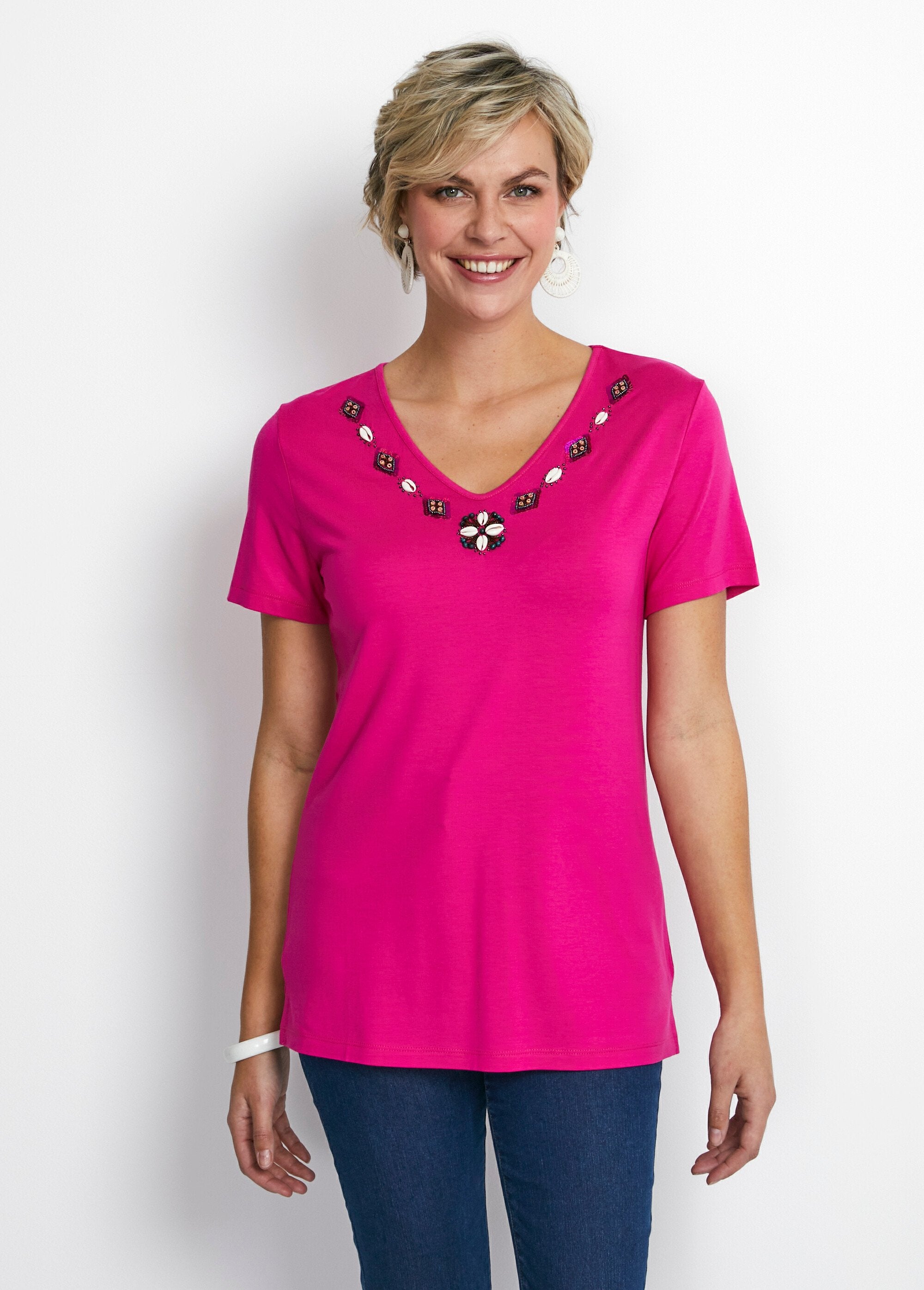 Jeweled_V-neck_long_t-shirt_Fuchsia_FA1_slim