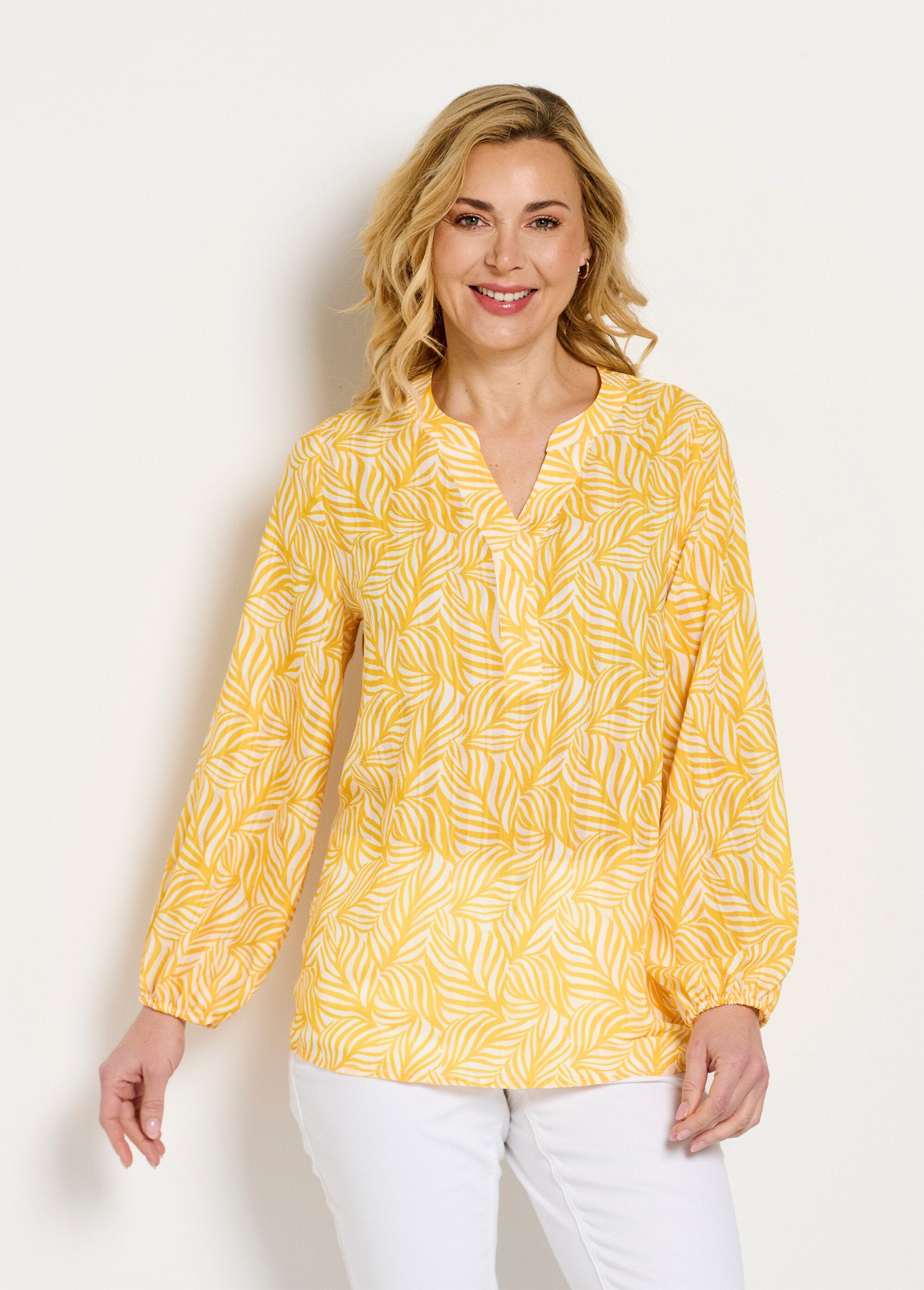 Long_buttoned_tunic_with_3/4_sleeves_Yellow_and_white_FA1_slim