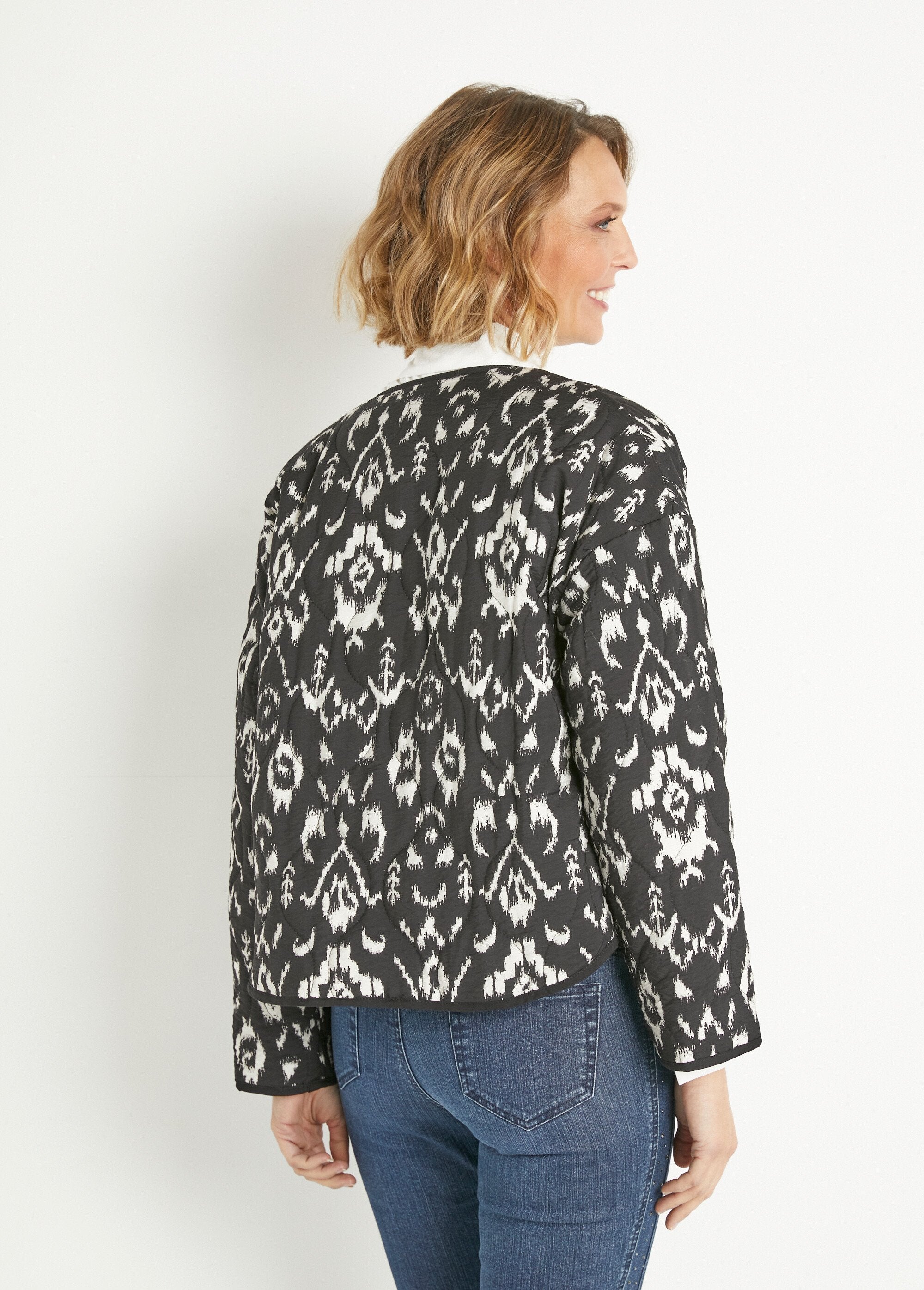 Ethnic_print_quilted_jacket_Black_and_white_DO1_slim