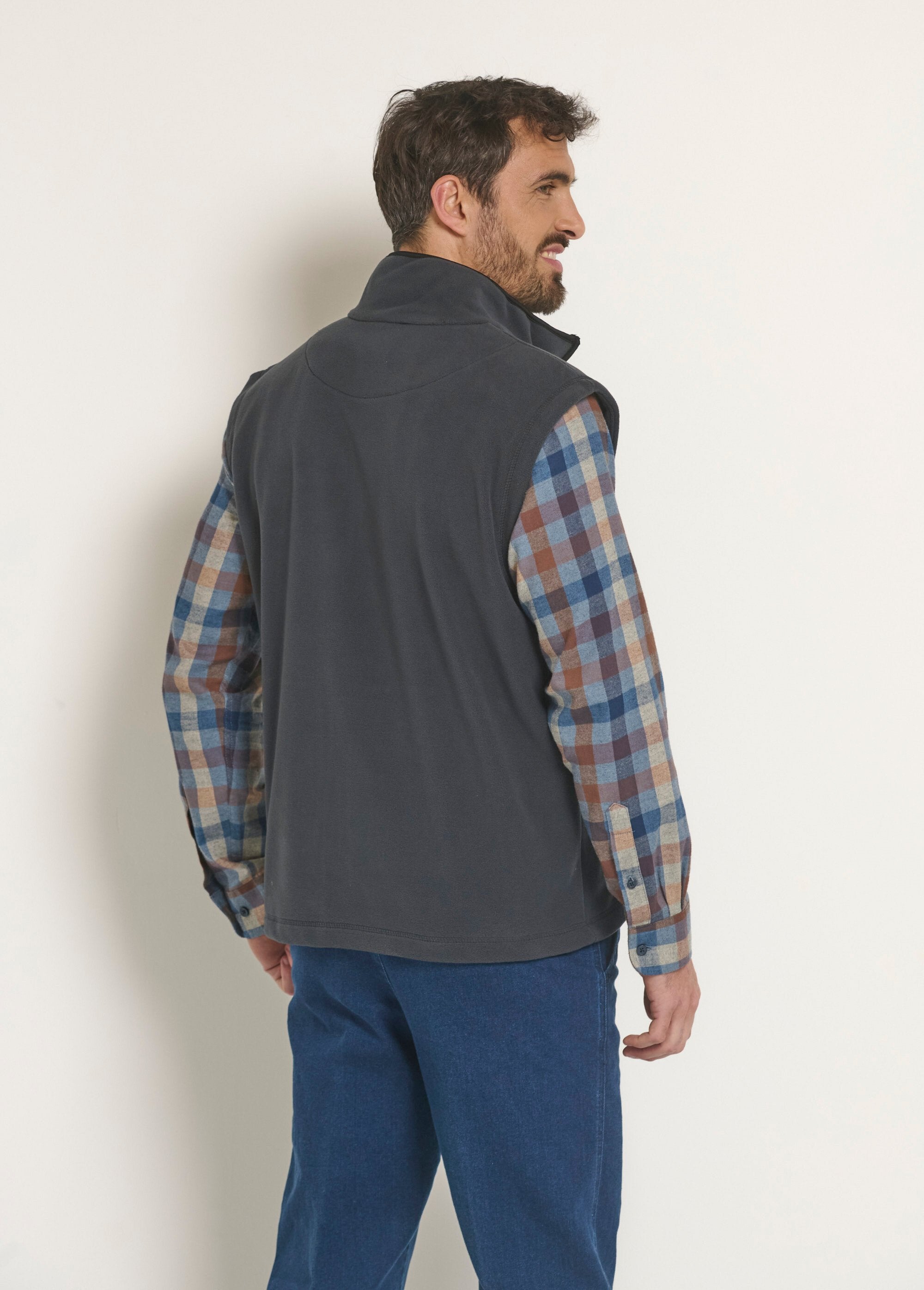 Sleeveless_fleece_jacket_with_high_collar_Blue_DO1_slim